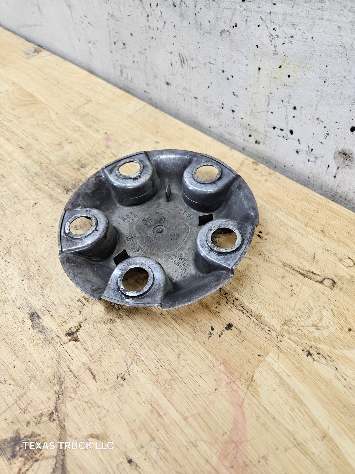 2002-2008 Dodge Ram 1500 OEM Center Wheel Cap Hub Cap 3rd Gen