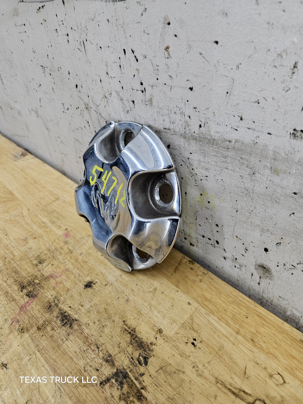 2002-2008 Dodge Ram 1500 OEM Center Wheel Cap Hub Cap 3rd Gen