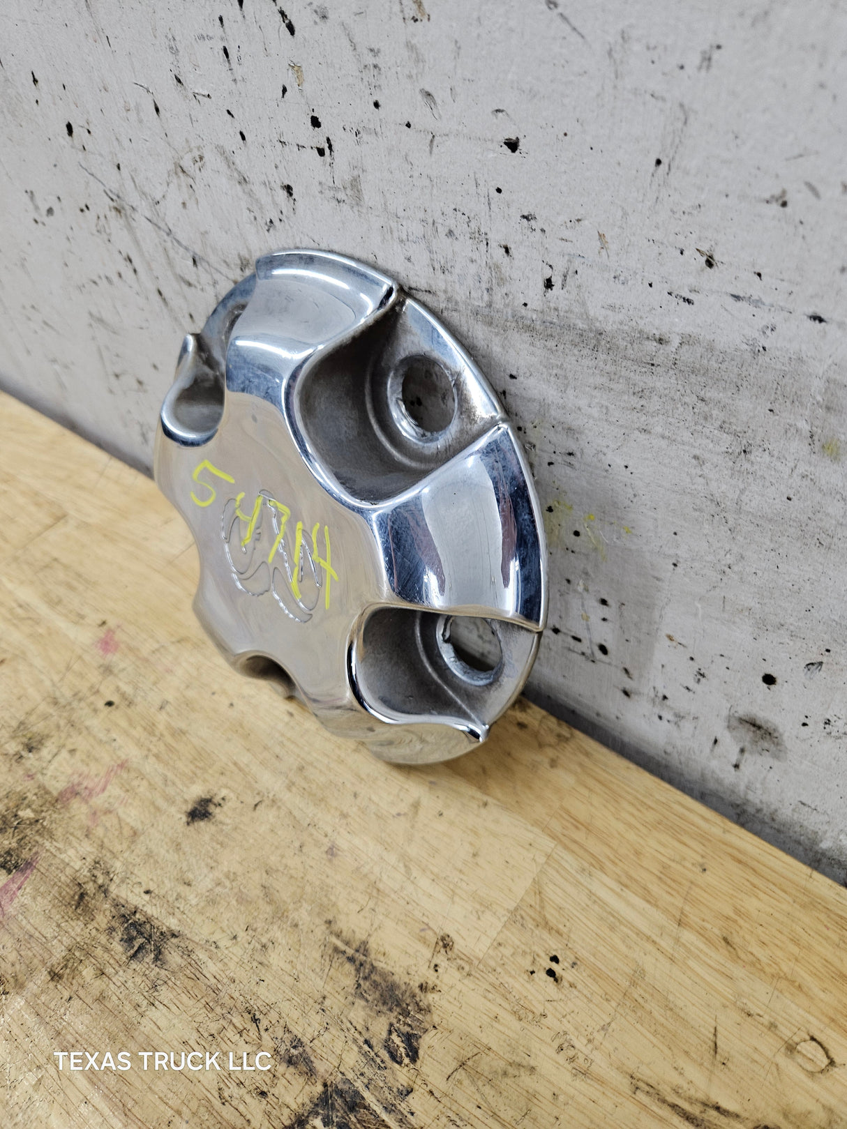 2002-2008 Dodge Ram 1500 OEM Center Wheel Cap Hub Cap 3rd Gen