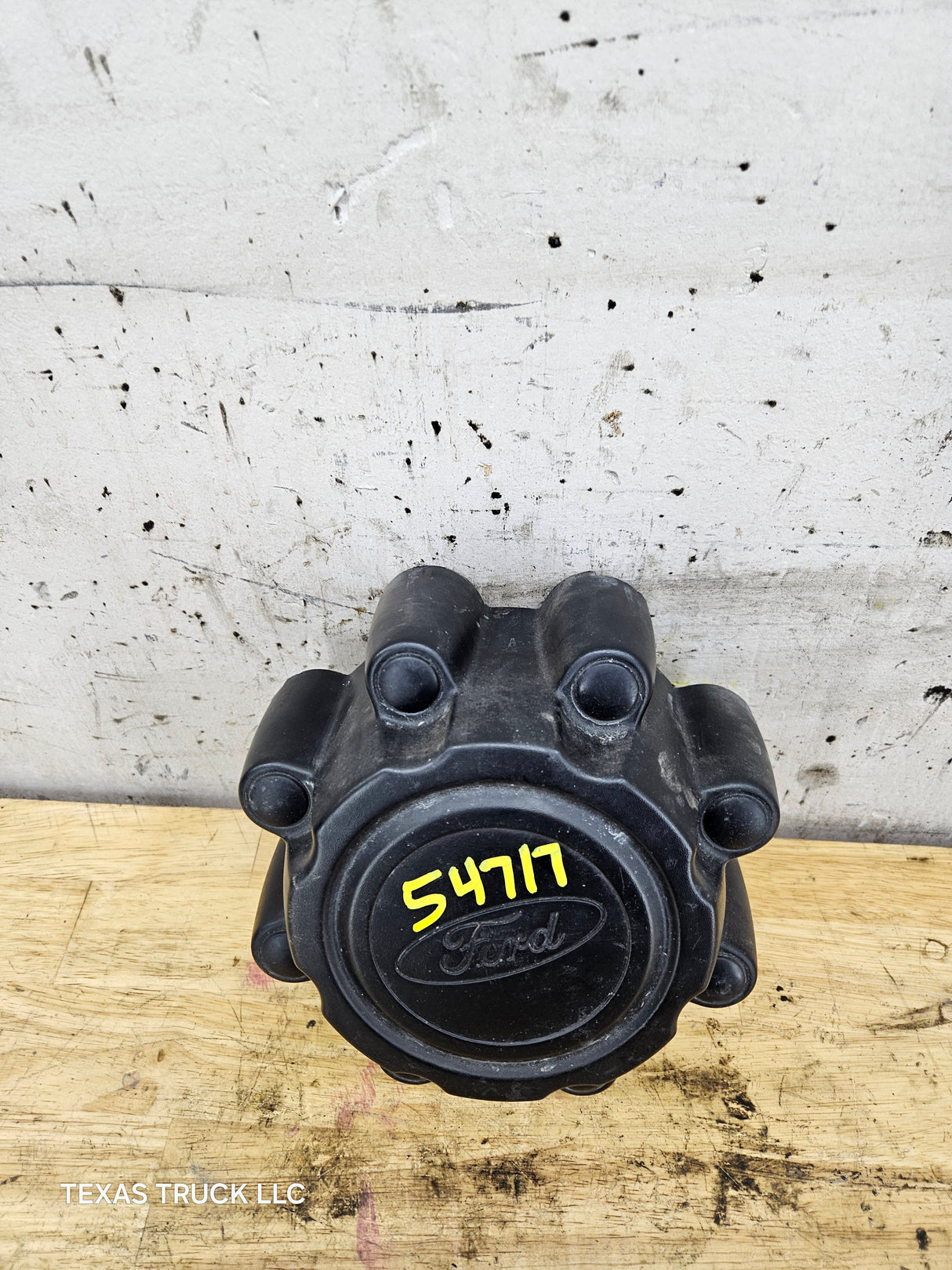 1999-2007 Ford Super Duty F250 F350 Hub Cap Center Cap SINGLE REAR WHEEL 8 LUG 2C34-1A096-EA 2C34-1A096-FA