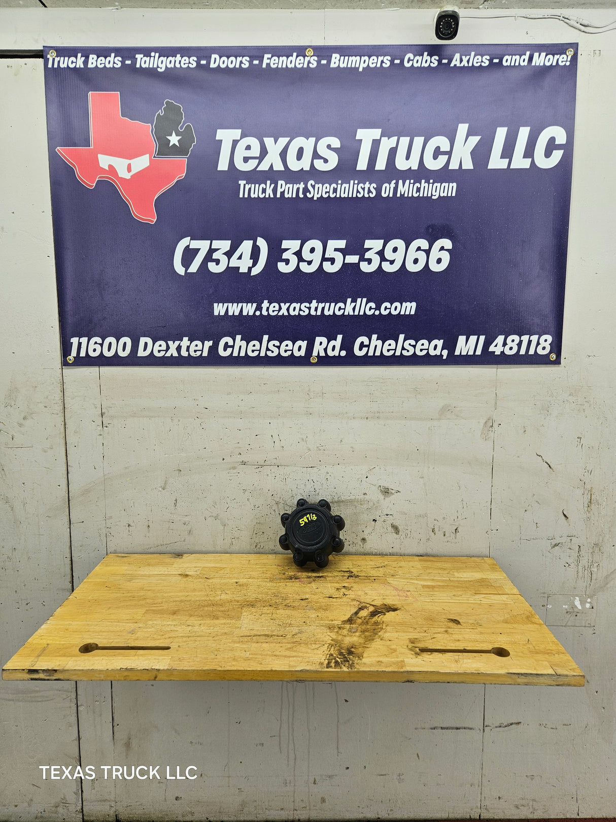 1999-2007 Ford Super Duty F250 F350 Hub Cap Center Cap SINGLE REAR WHEEL 8 LUG 2C34-1A096-EA 2C34-1A096-FA