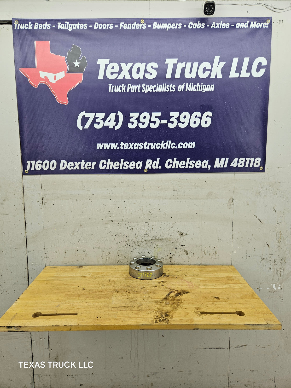 2008-2016 Ford Super Duty F250 F350 Front Hub Cap Chrome Center Cap 4x4 8 LUG