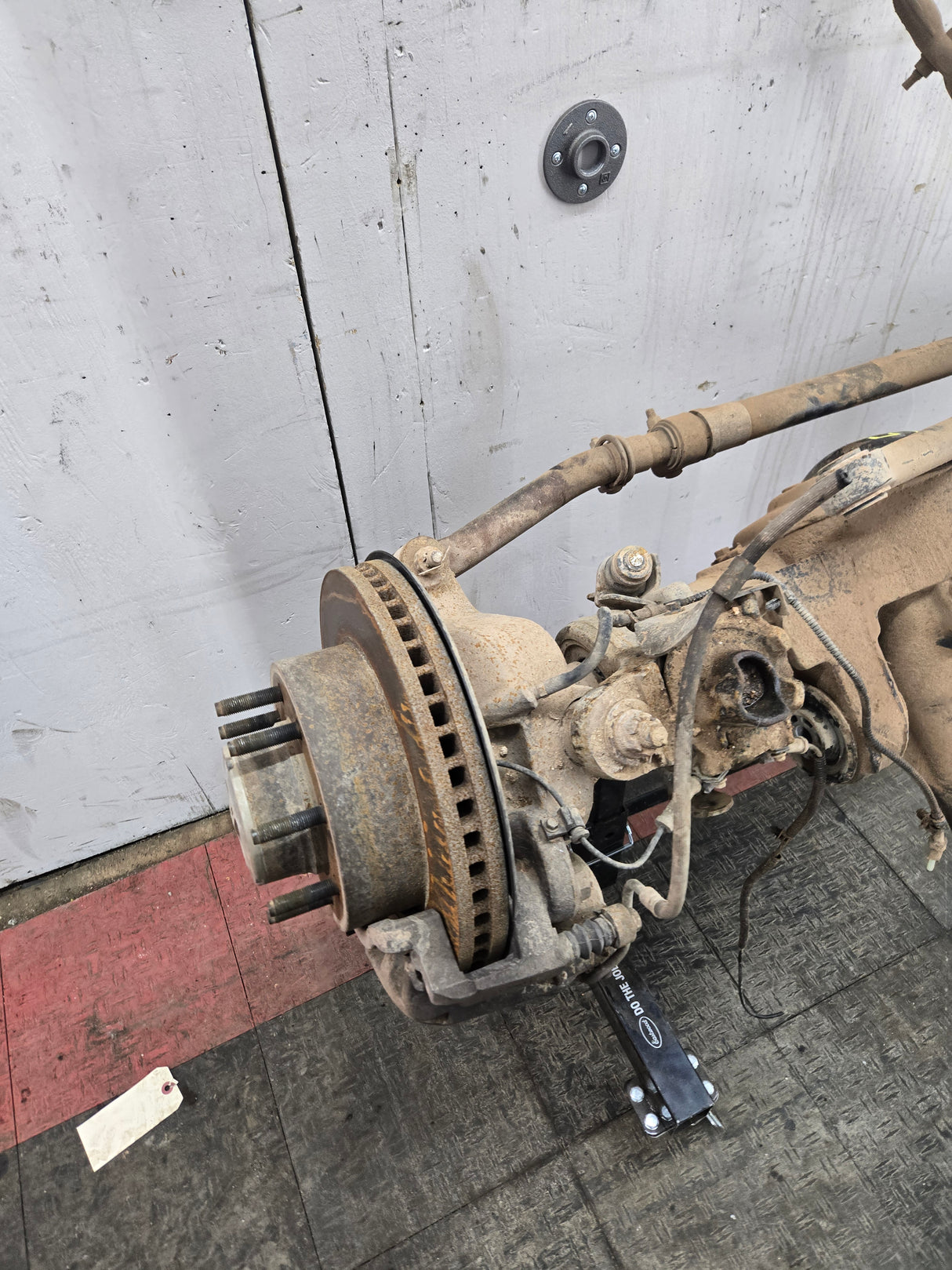 2011-2012 Ford Super Duty F250 F350 Front Axle 3.55 Gear Ratio 128K MILES