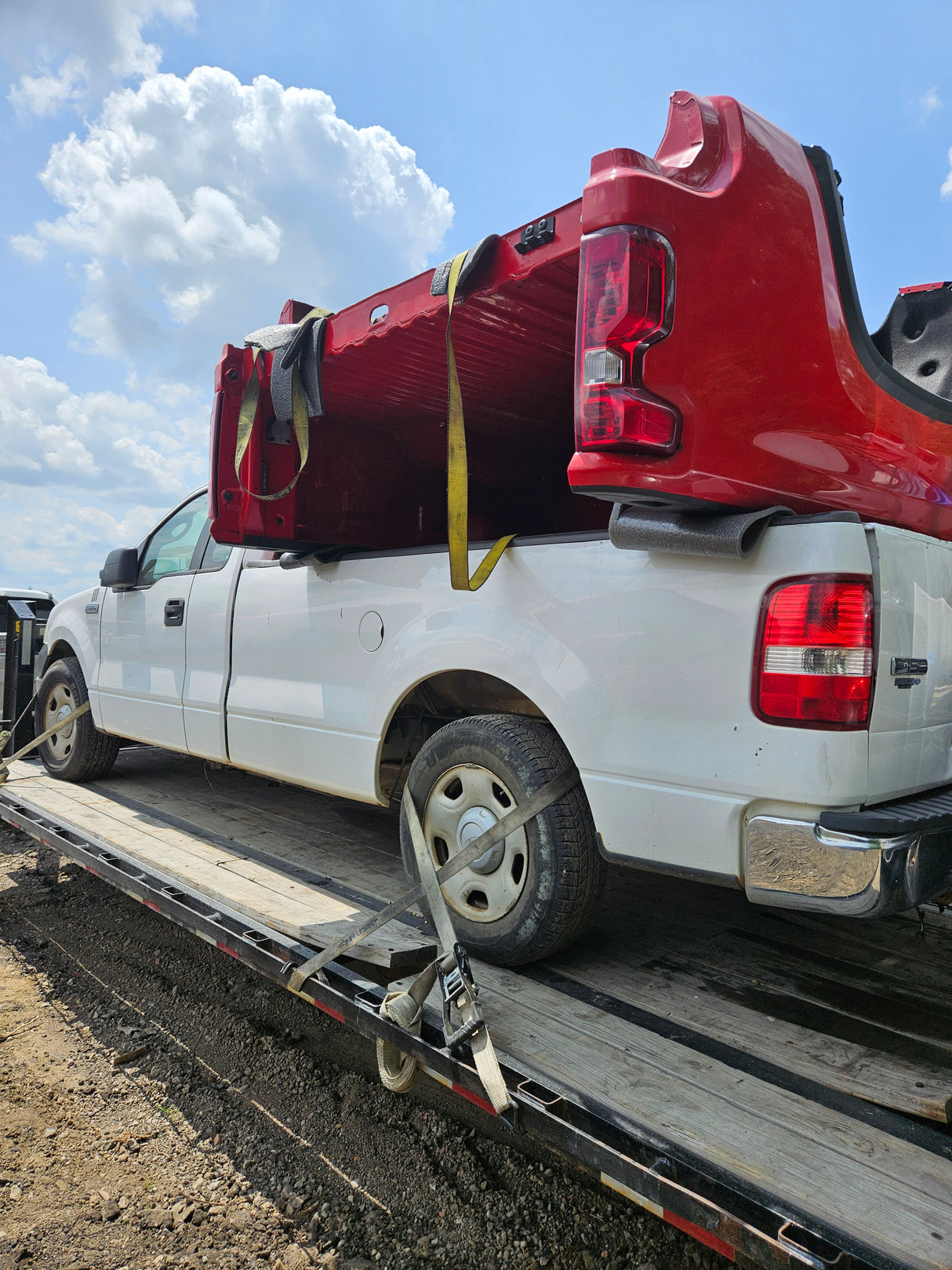 2007 Ford F-150 Extended Cab 8' Long Bed 4 Door - FULL PART OUT