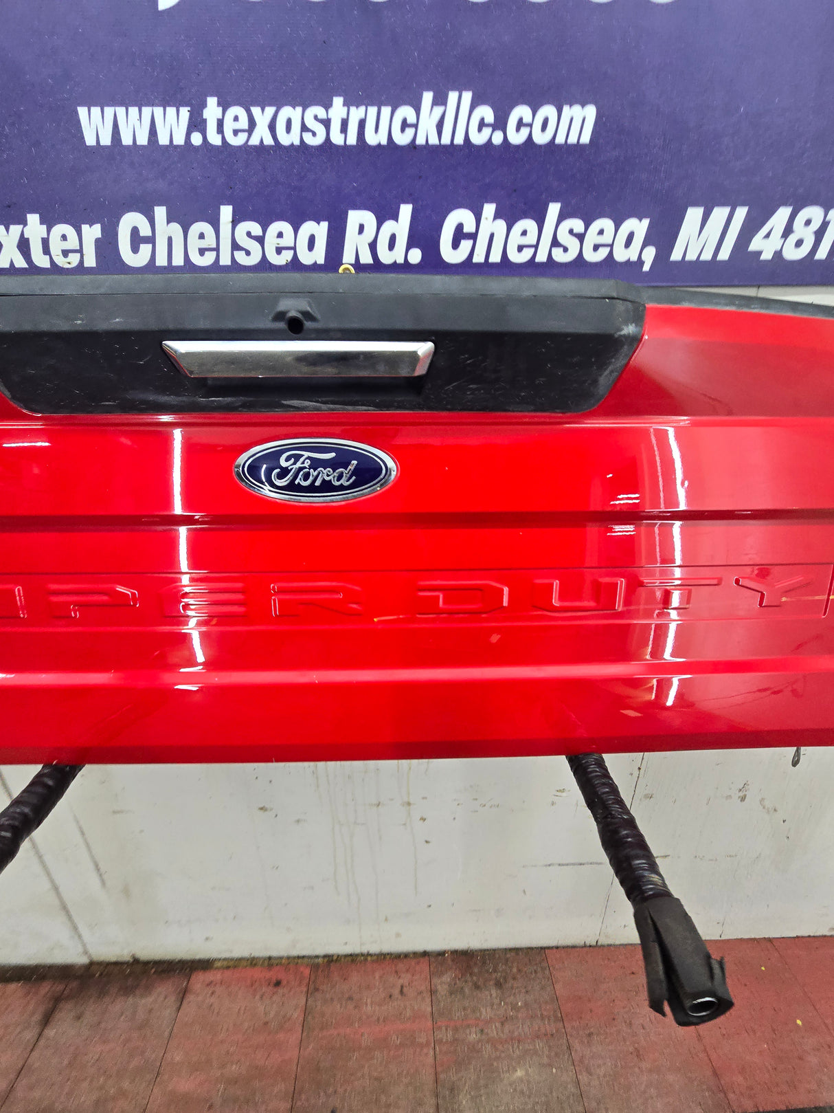 2017-2022 Ford F250 F350 F450 F550 Super Duty Tailgate With Step