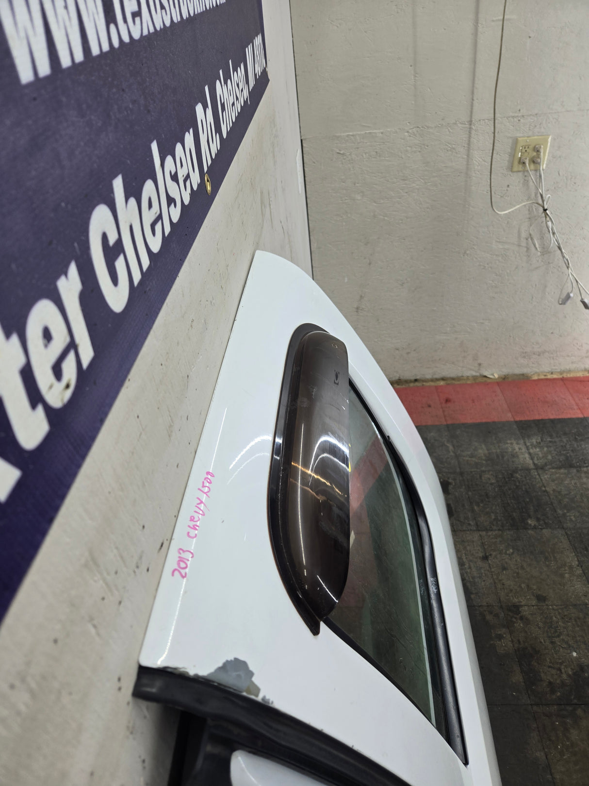 2007-2013 Chevrolet Silverado / GMC Sierra 1500 2500HD 3500 HD Extended Cab LH Rear Driver Side Door