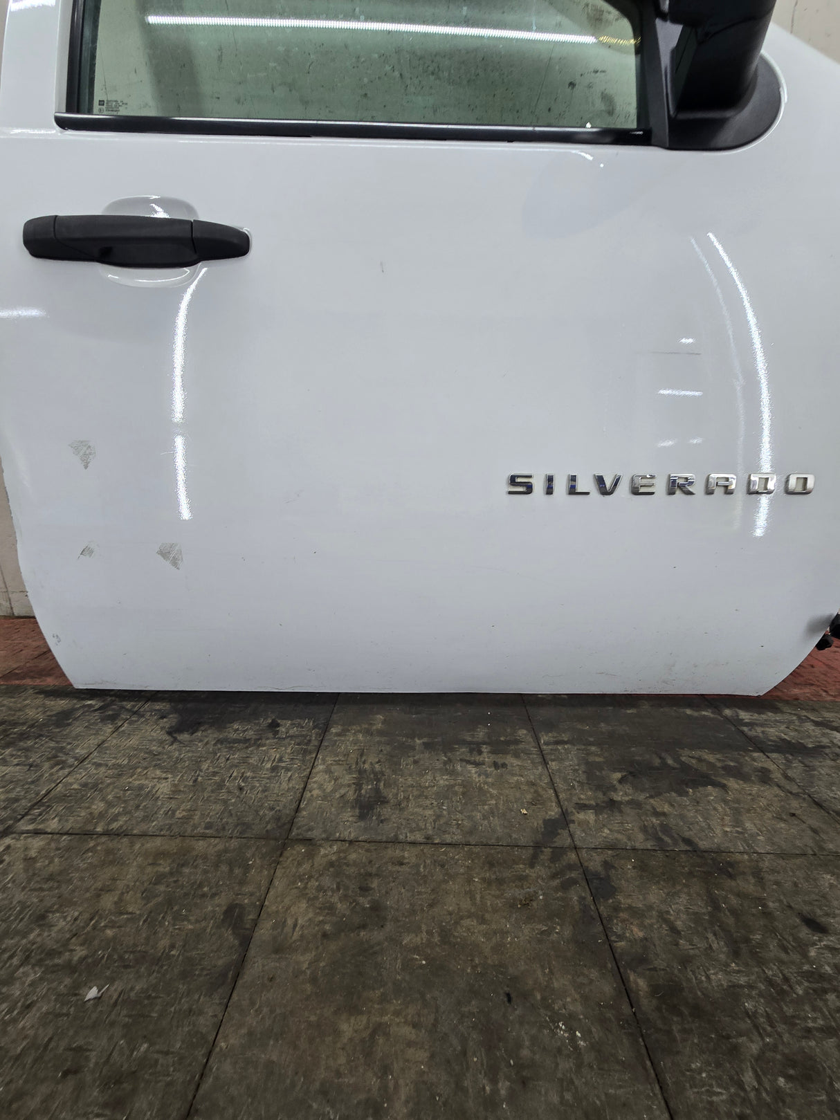 2007-2013 Chevrolet Silverado / GMC Sierra 1500 2500 3500 HD RH Front Passenger Side Door