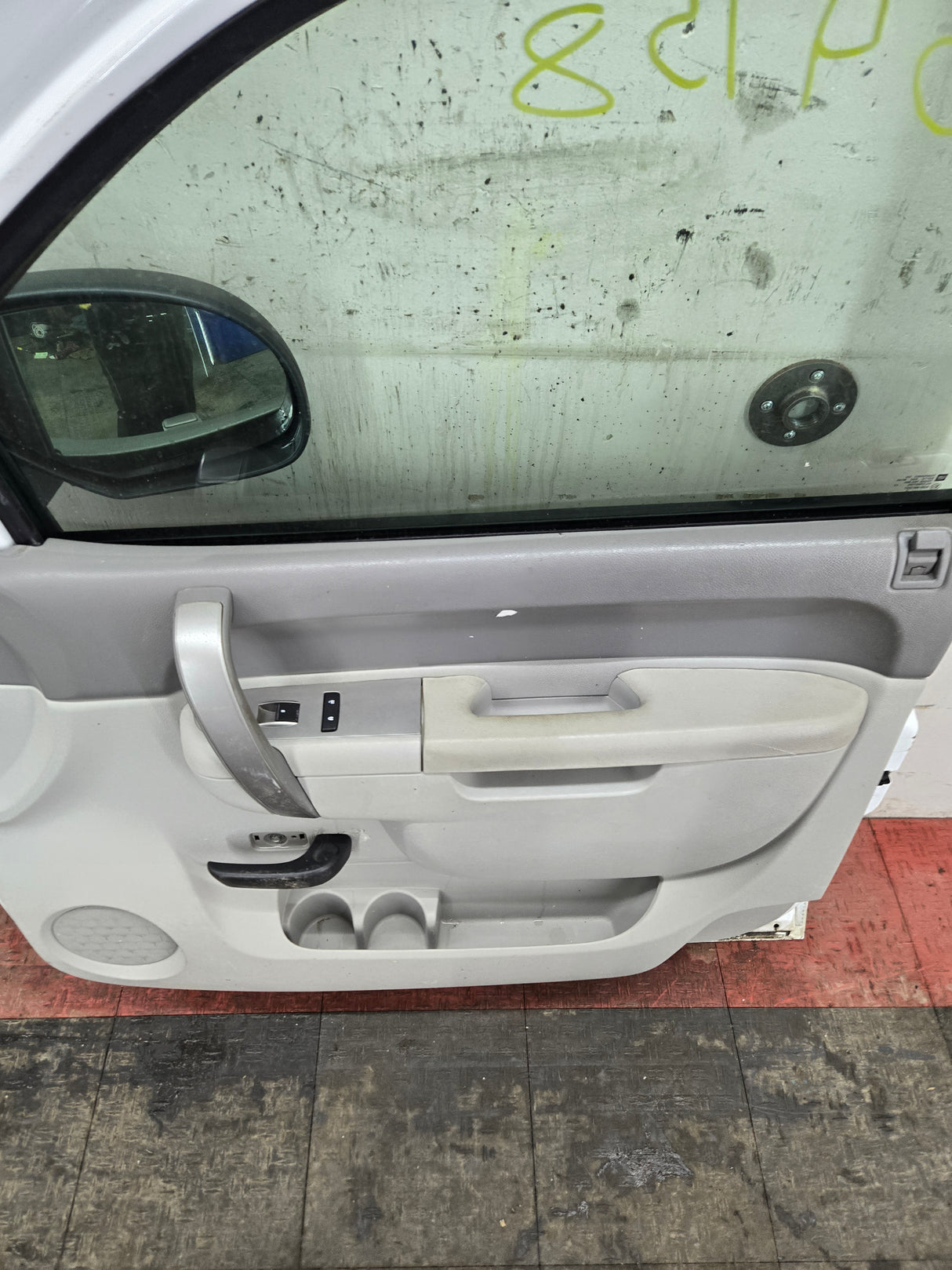 2007-2013 Chevrolet Silverado / GMC Sierra 1500 2500 3500 HD RH Front Passenger Side Door