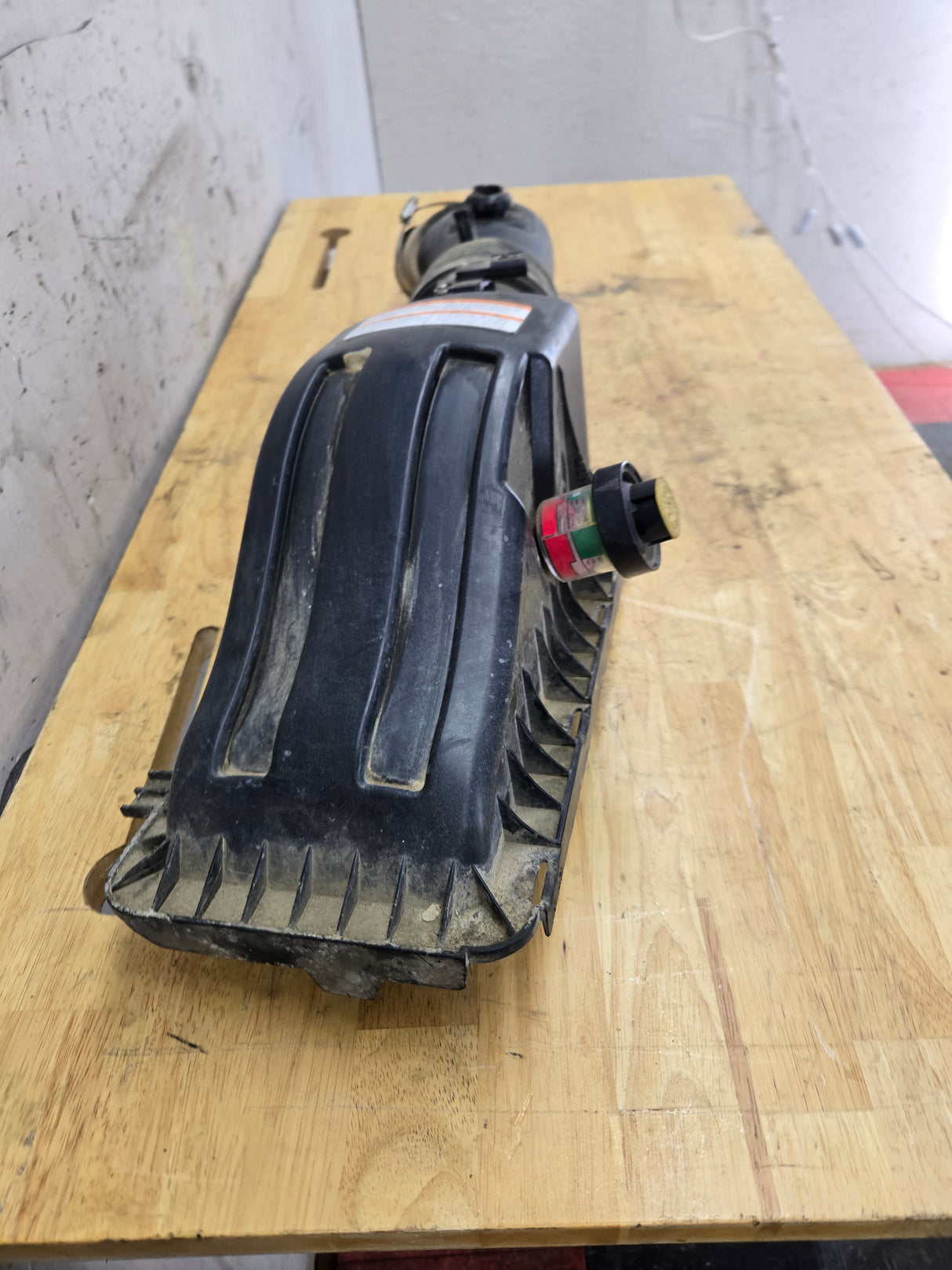 2011-2016 6.7 Power Stroke Diesel Air Intake Tube Duct Pipe & Air Box Lid OEM BC34-9F805-CB Ford Super Duty F250 F350 F450 F550