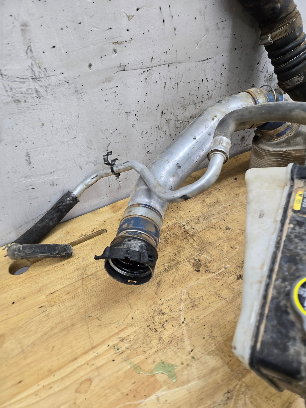 2011-2016 6.7 Power Stroke Intercooler Charge Pipes & Secondary Coolant Reservoir BC34-6K775-C