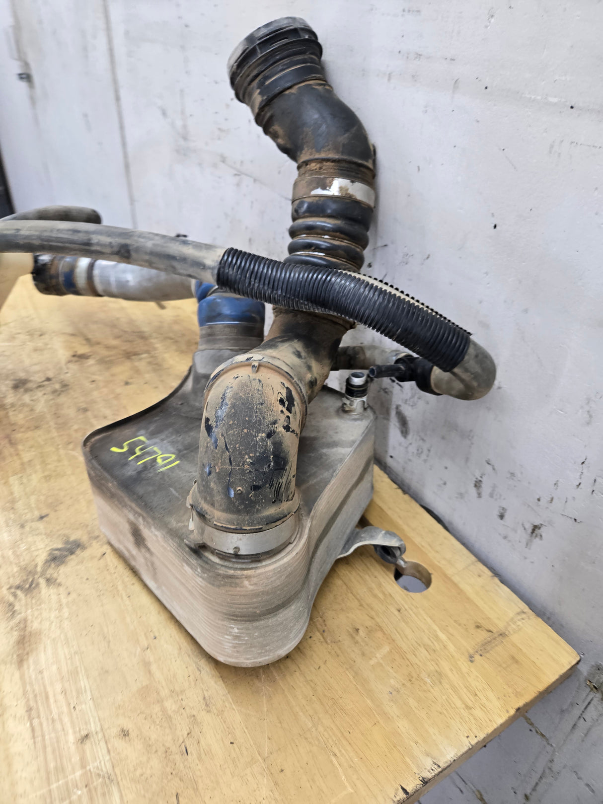 2011-2016 6.7 Power Stroke Intercooler Charge Pipes & Secondary Coolant Reservoir BC34-6K775-C