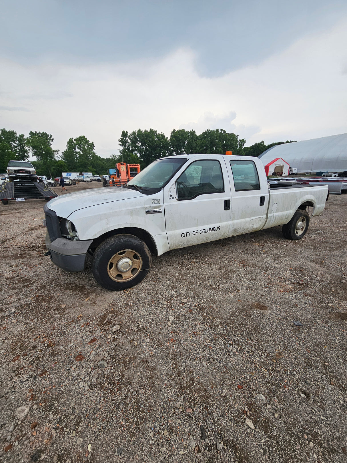 2005 Ford F-350 Super Duty Crew Cab Long Bed - FULL PART OUT
