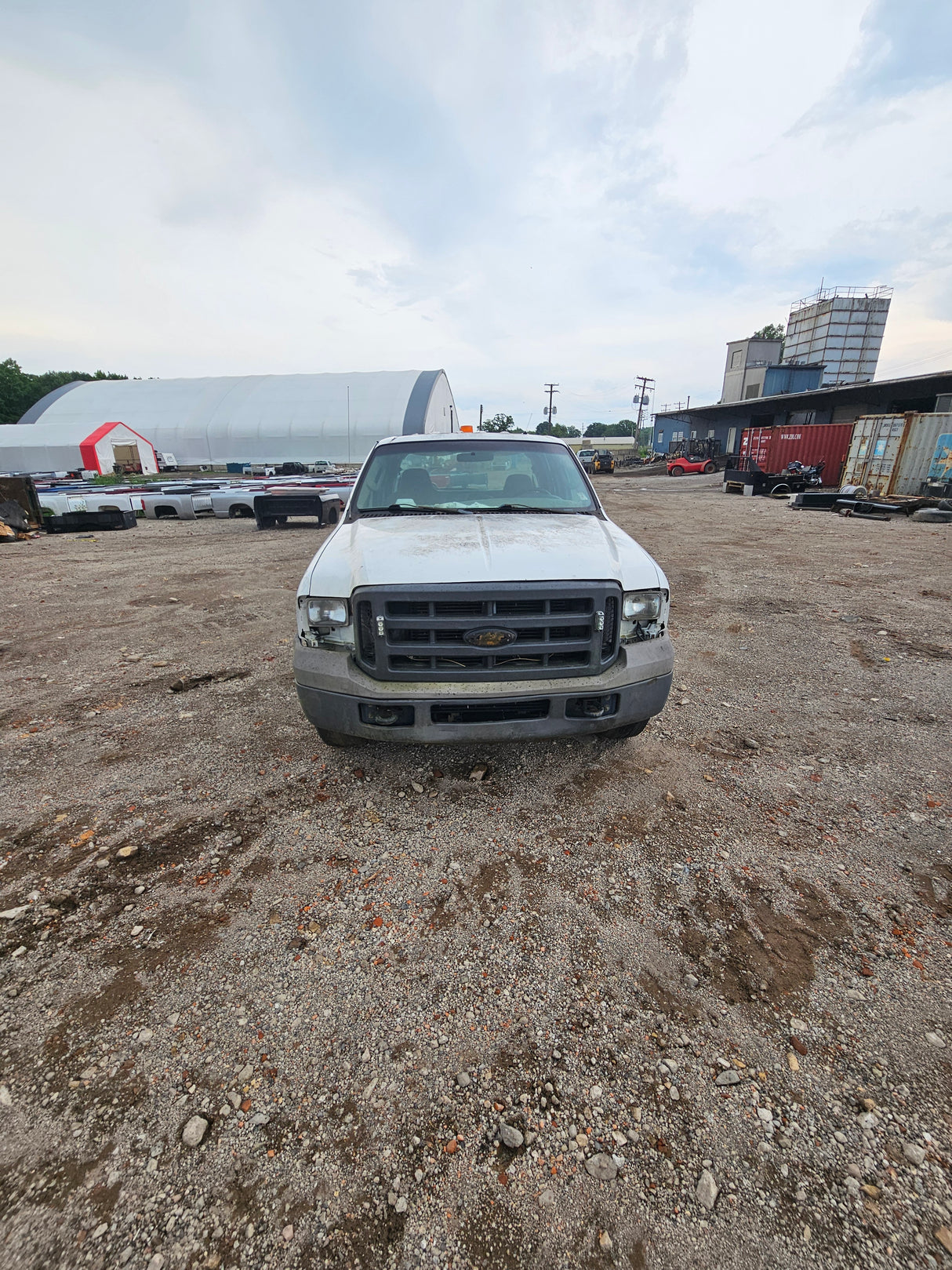 2005 Ford F-350 Super Duty Crew Cab Long Bed - FULL PART OUT