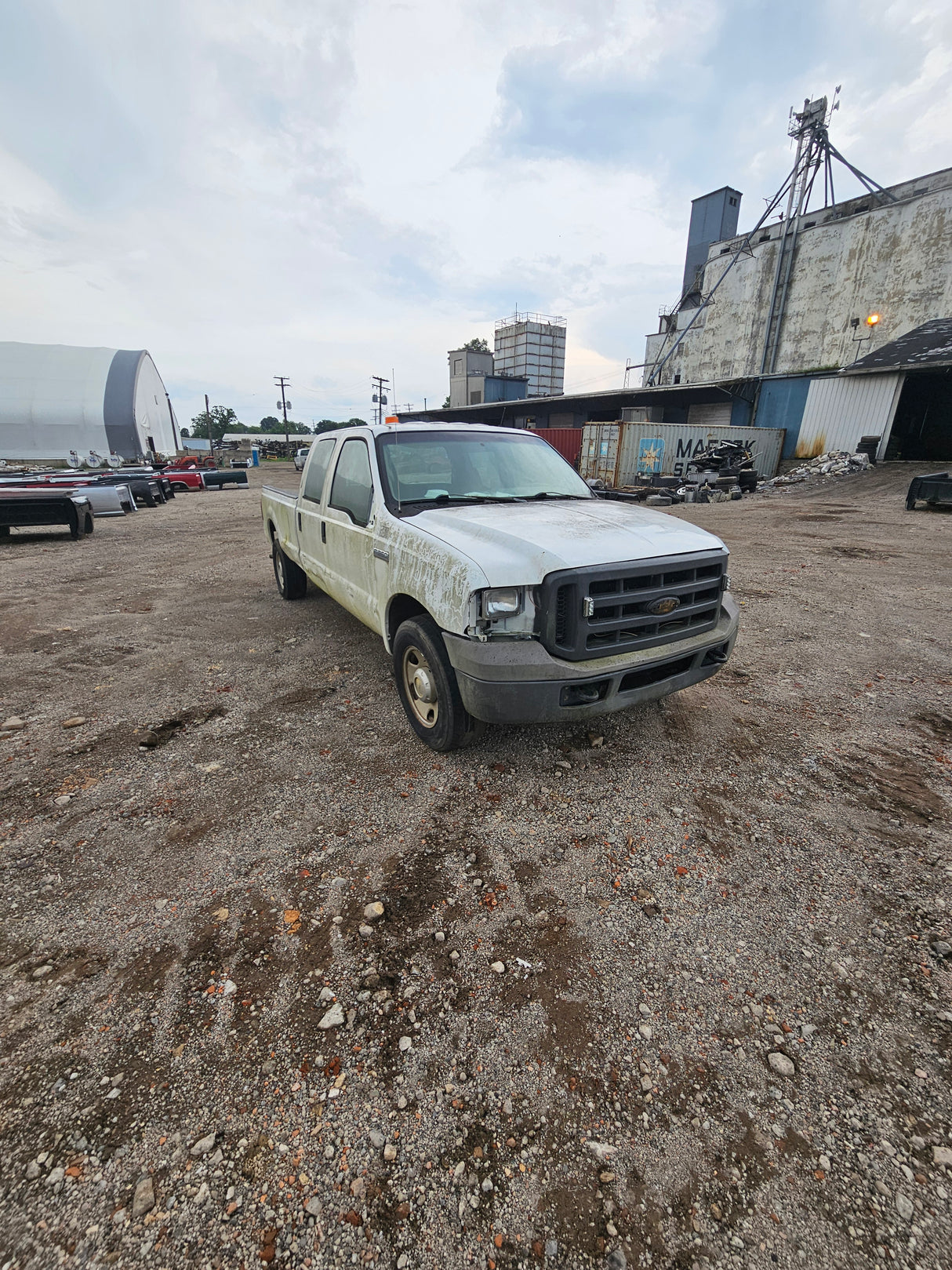 2005 Ford F-350 Super Duty Crew Cab Long Bed - FULL PART OUT
