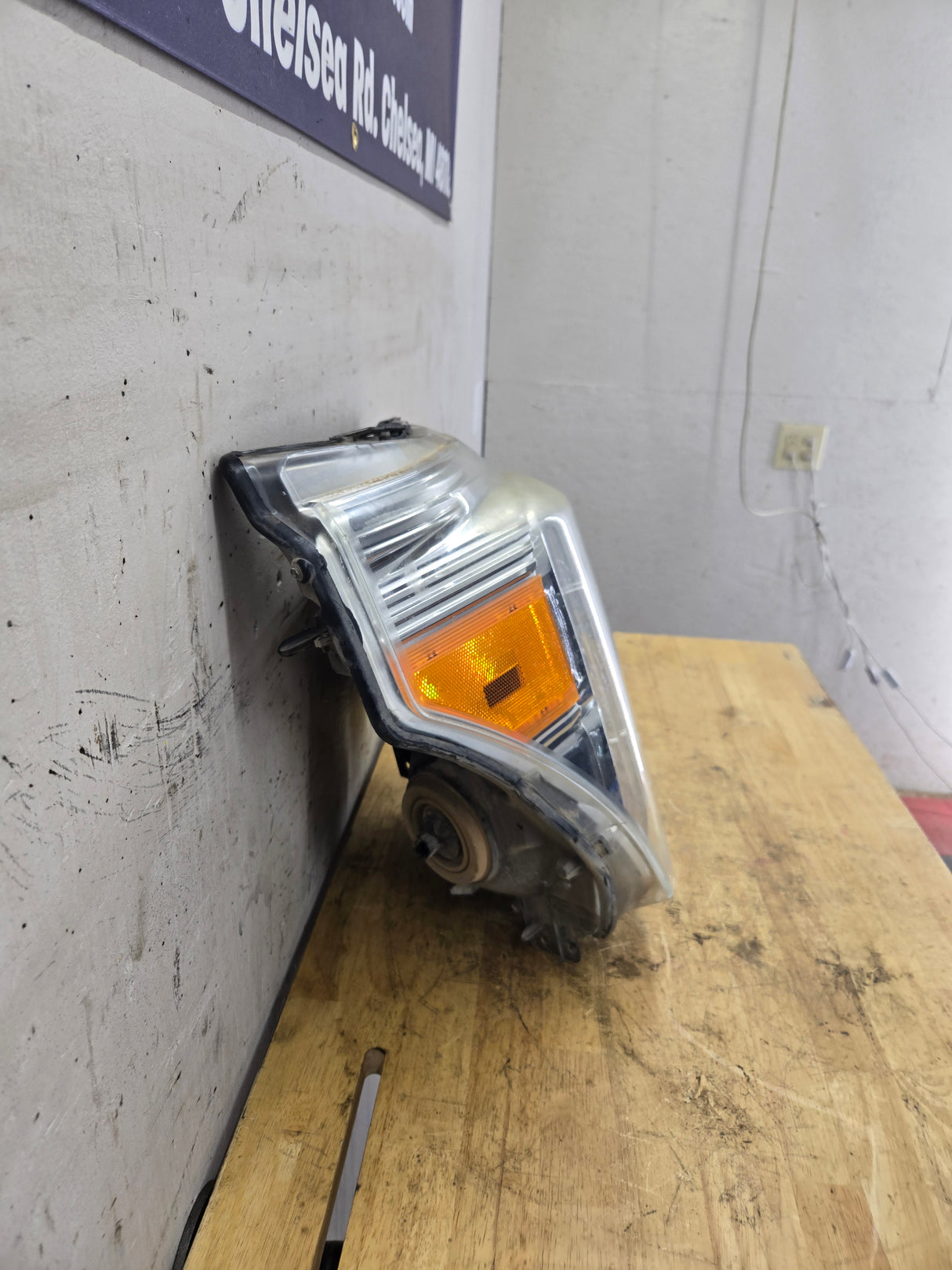 2011-2016 Ford Super Duty F250 F350 F450 F550 RH Passenger Side Headlight 6.7L Power Stroke 6.2L BC34-13005-A