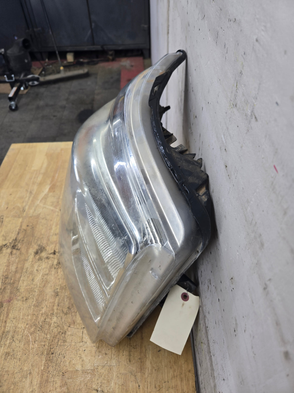 2011-2016 Ford Super Duty F250 F350 F450 F550 RH Passenger Side Headlight 6.7L Power Stroke 6.2L BC34-13005-A