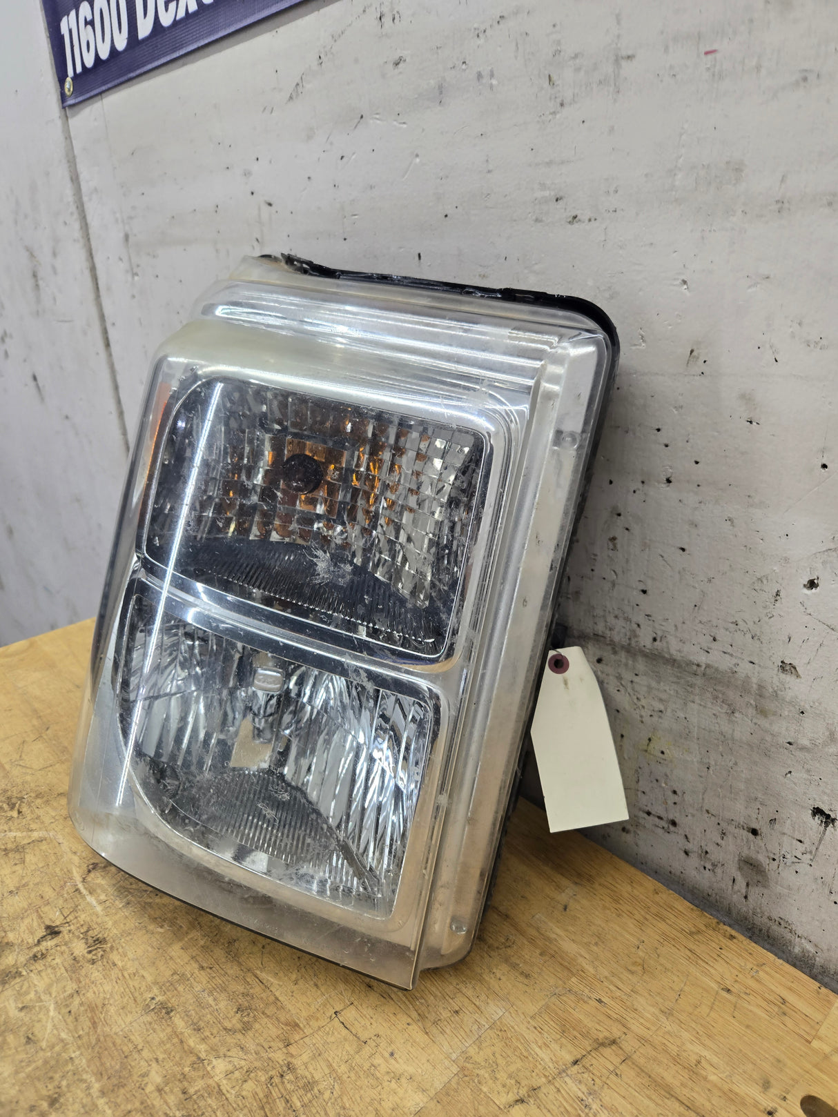 2011-2016 Ford Super Duty F250 F350 F450 F550 RH Passenger Side Headlight 6.7L Power Stroke 6.2L BC34-13005-A