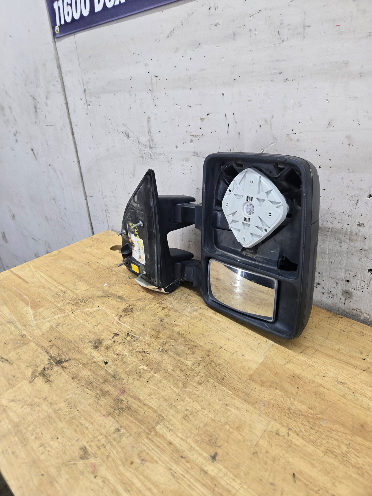 2008-2010 Ford Super Duty F250 F350 F450 F550 RH Passenger Side Manual Towing Mirror OEM