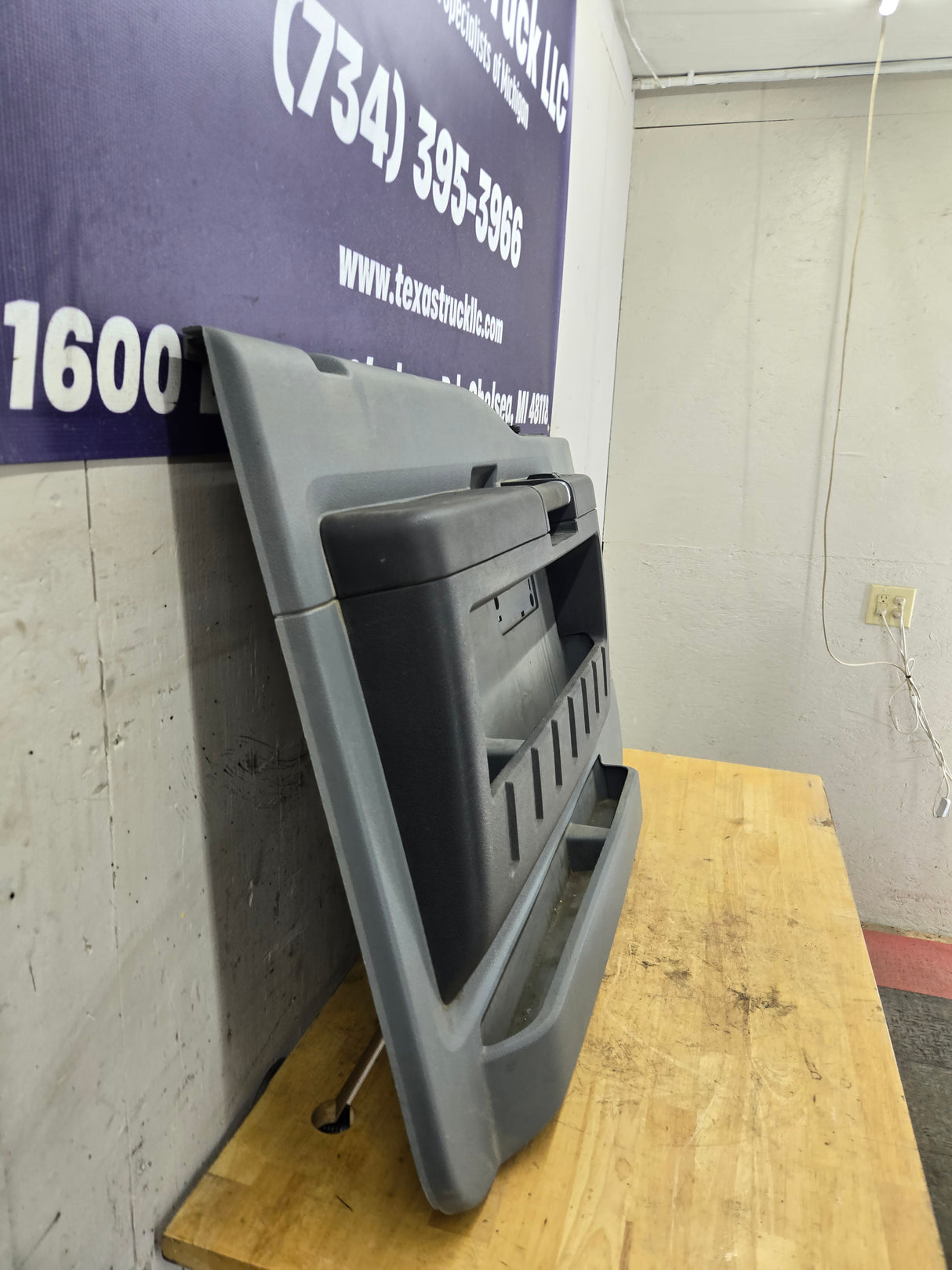 2011-2016 Ford Super Duty Crew Cab LH Front Driver Side Grey Interior Door Card Panel Trim F250 F350 F450 F550