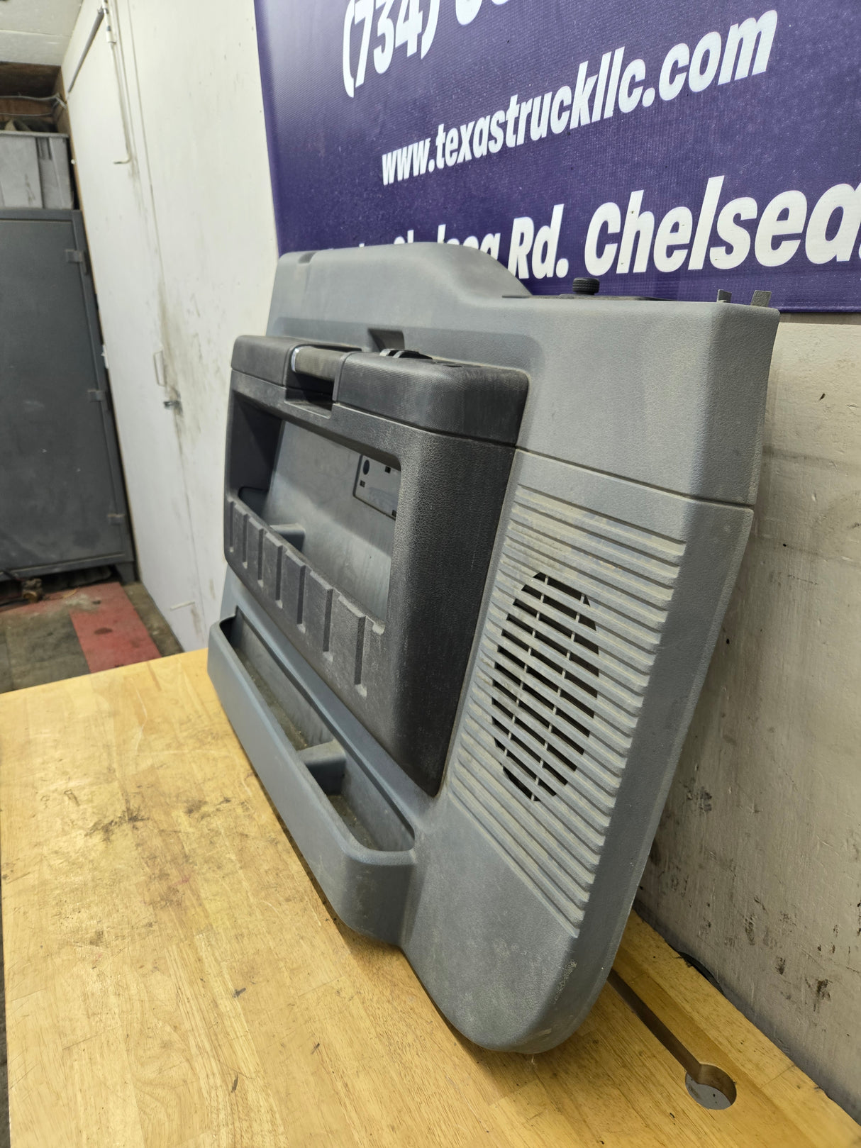 2011-2016 Ford Super Duty Crew Cab LH Front Driver Side Grey Interior Door Card Panel Trim F250 F350 F450 F550