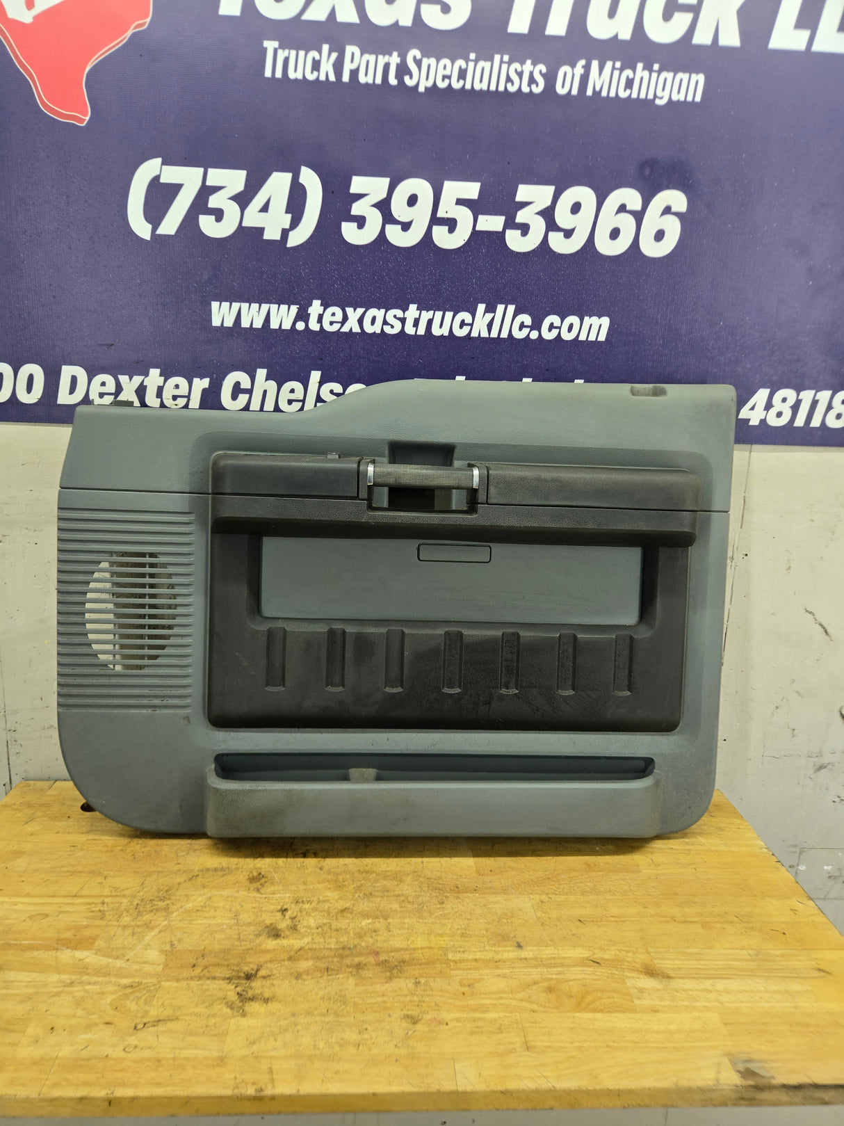 2011-2016 Ford Super Duty Crew Cab RH Front Passenger Side Grey Interior Door Card Panel Trim F250 F350 F450 F550