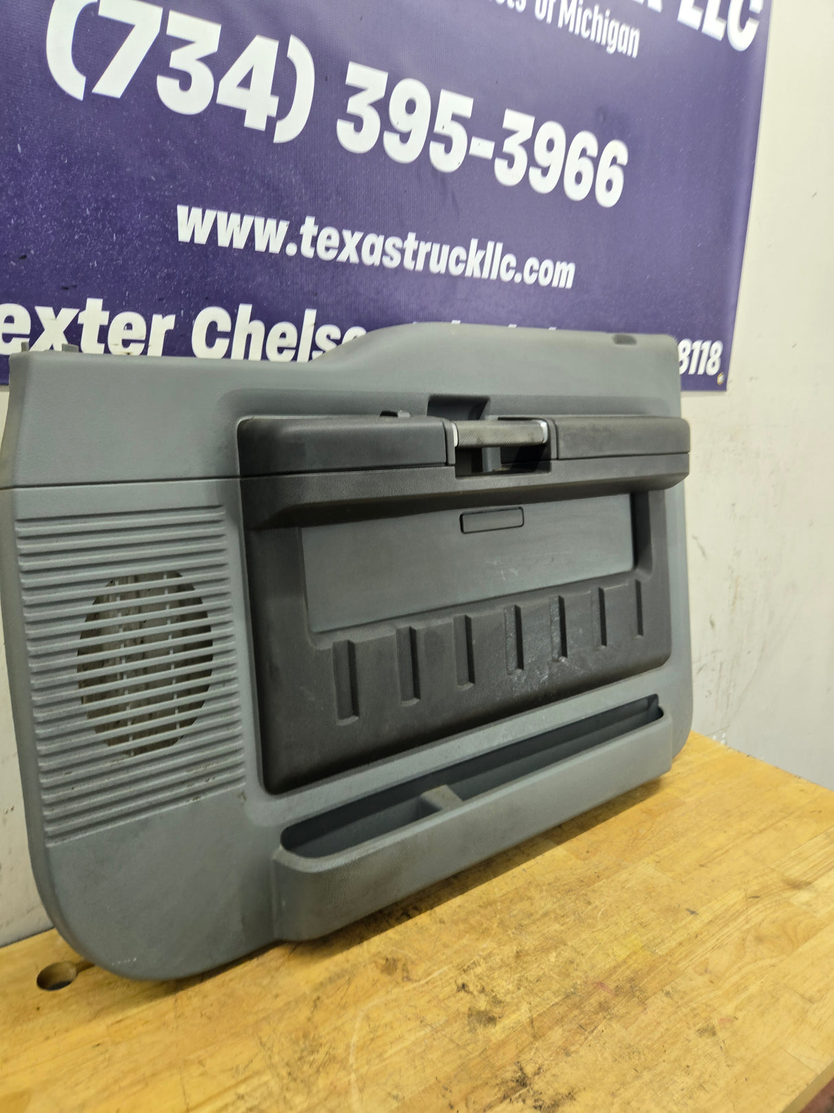 2011-2016 Ford Super Duty Crew Cab RH Front Passenger Side Grey Interior Door Card Panel Trim F250 F350 F450 F550