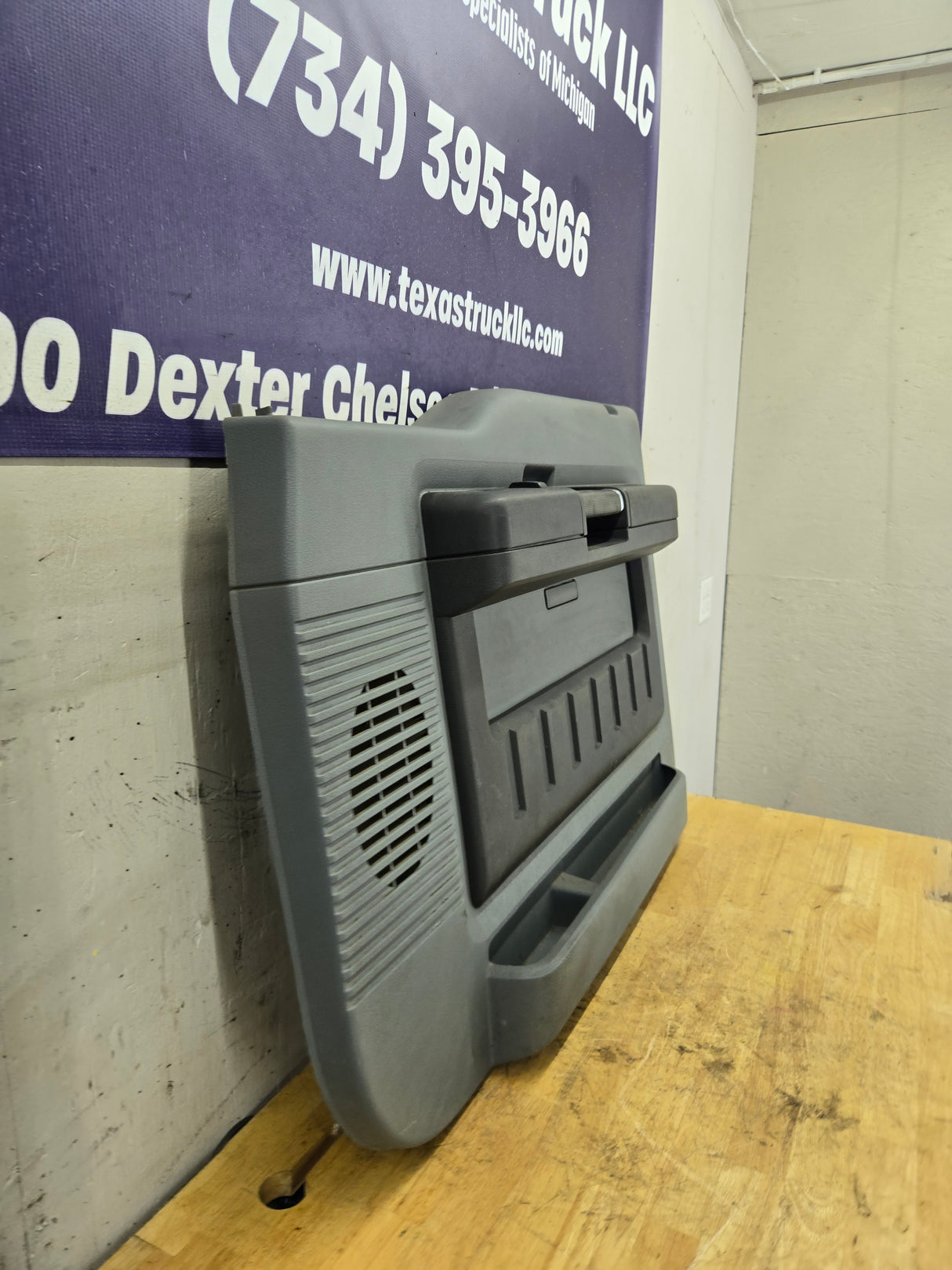 2011-2016 Ford Super Duty Crew Cab RH Front Passenger Side Grey Interior Door Card Panel Trim F250 F350 F450 F550