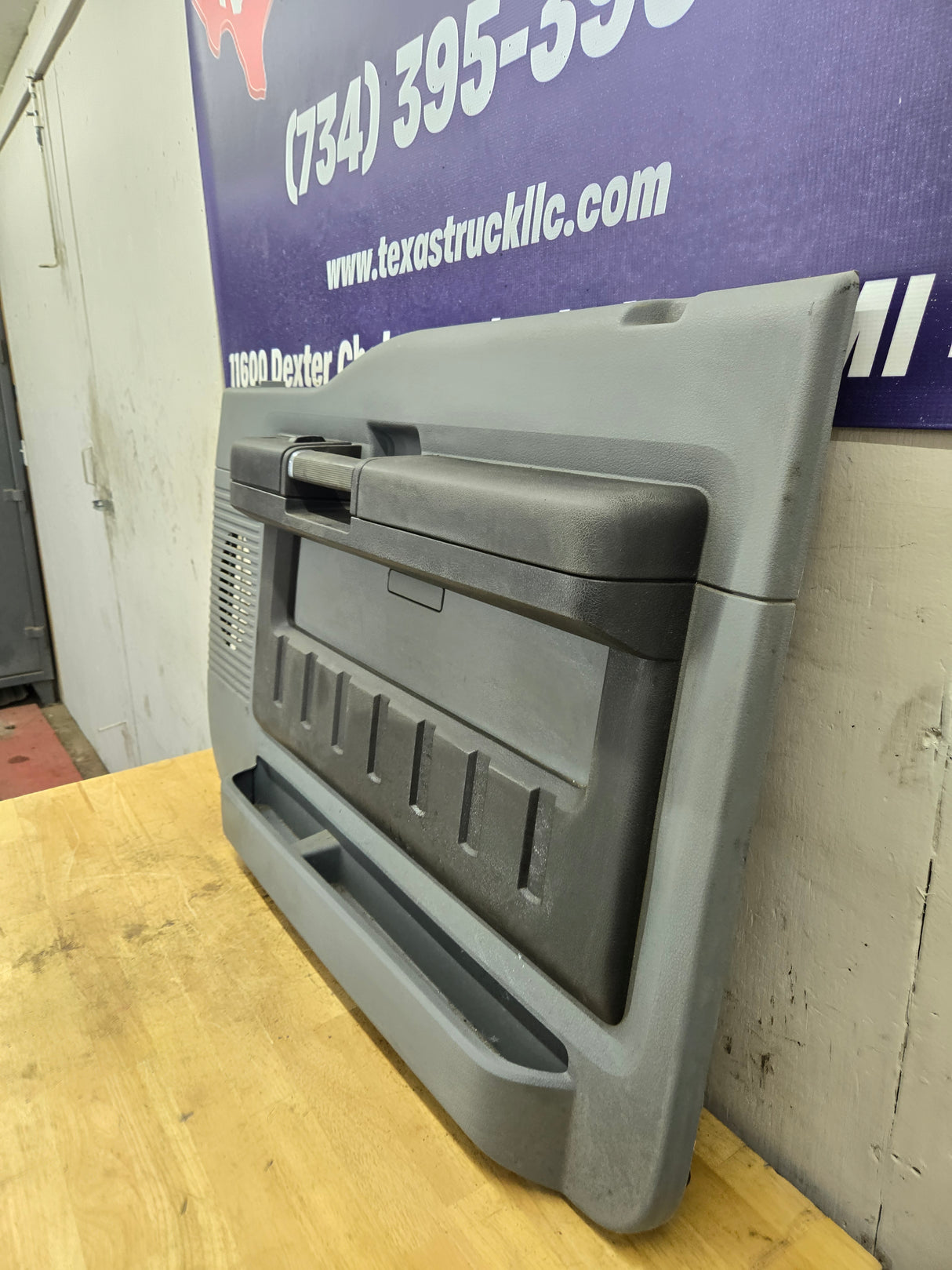 2011-2016 Ford Super Duty Crew Cab RH Front Passenger Side Grey Interior Door Card Panel Trim F250 F350 F450 F550