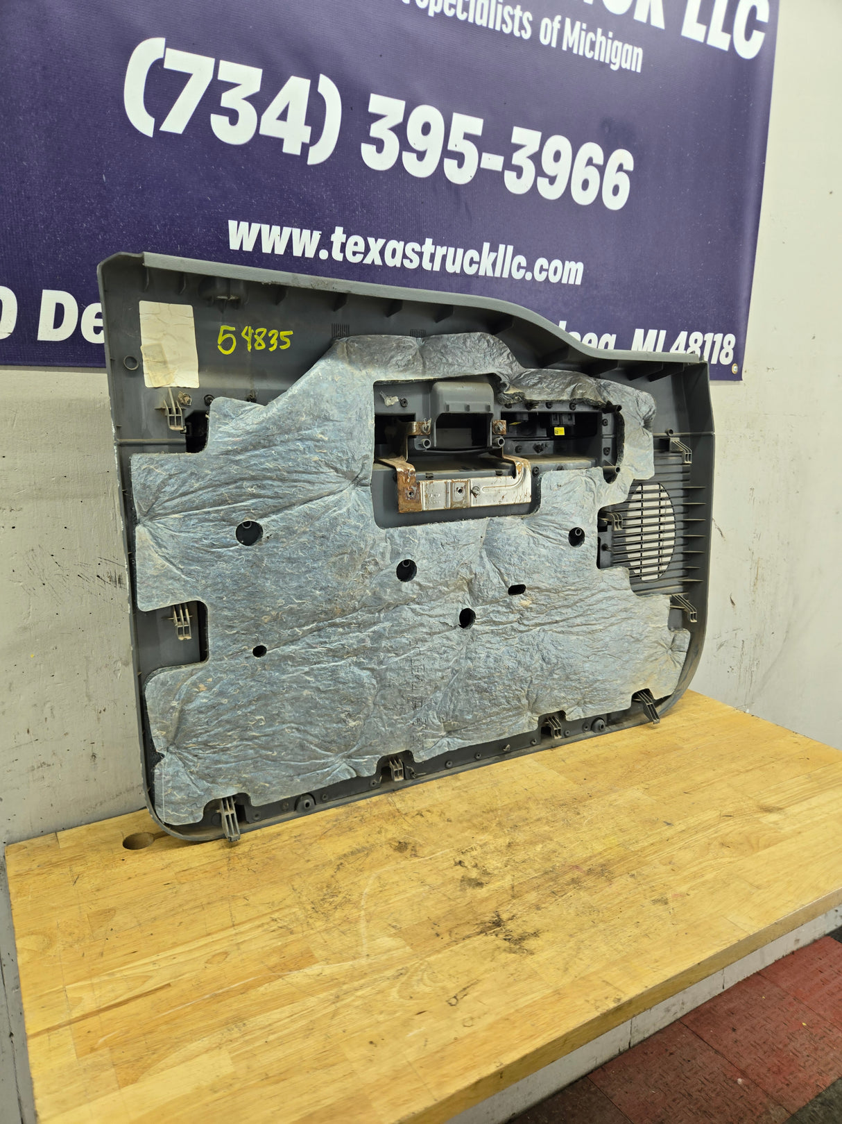 2011-2016 Ford Super Duty Crew Cab RH Front Passenger Side Grey Interior Door Card Panel Trim F250 F350 F450 F550