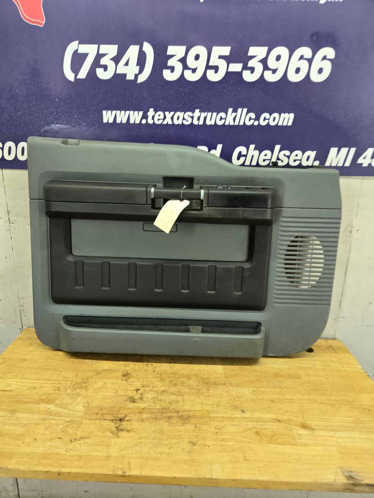 2011-2016 Ford Super Duty Crew Cab LH Front Driver Side Grey Interior Door Card Panel Trim F250 F350 F450 F550