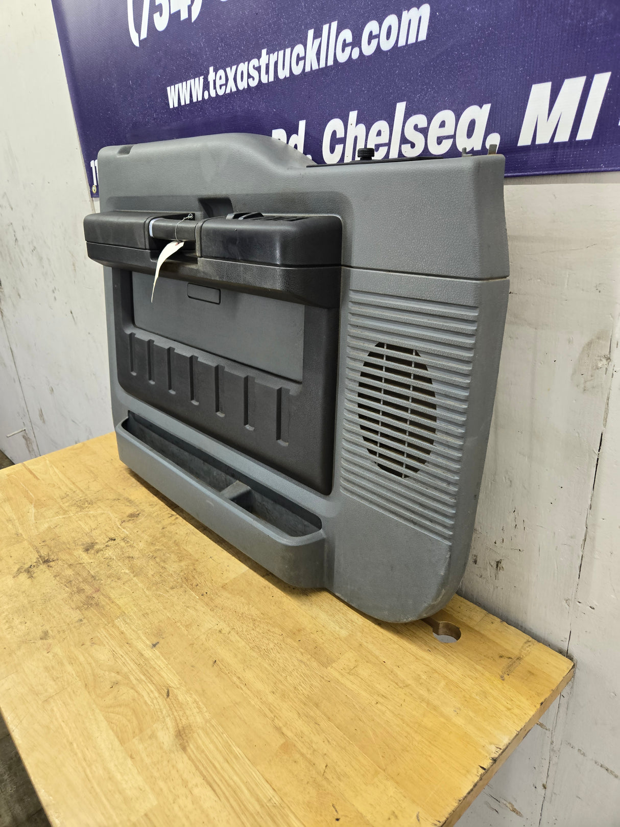 2011-2016 Ford Super Duty Crew Cab LH Front Driver Side Grey Interior Door Card Panel Trim F250 F350 F450 F550