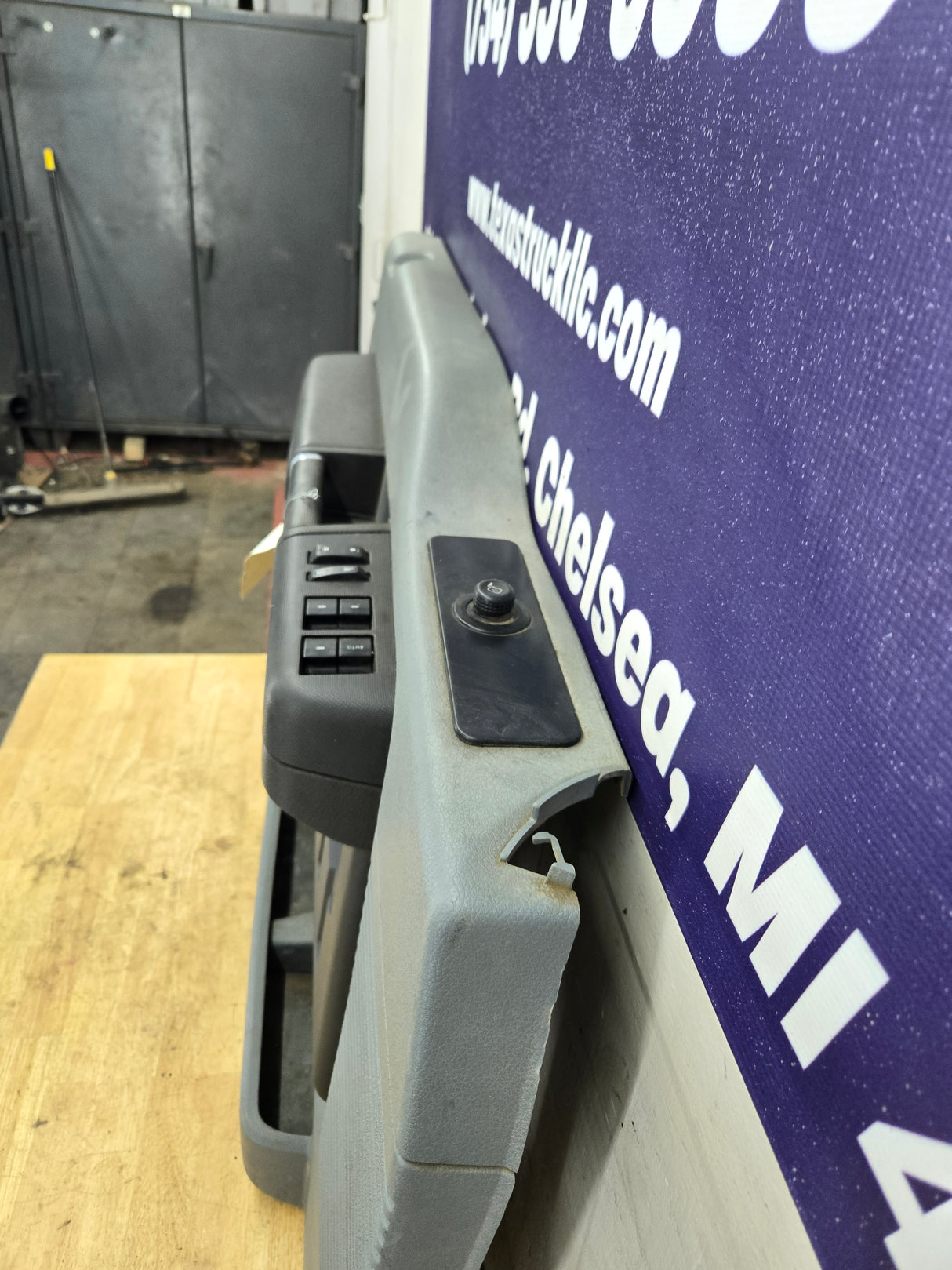 2011-2016 Ford Super Duty Crew Cab LH Front Driver Side Grey Interior Door Card Panel Trim F250 F350 F450 F550