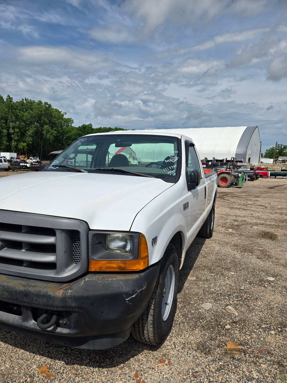 2001 Ford F-250 Super Duty Regular Cab 8' Long Bed 5.4L triton 2x4 - FULL PART OUT