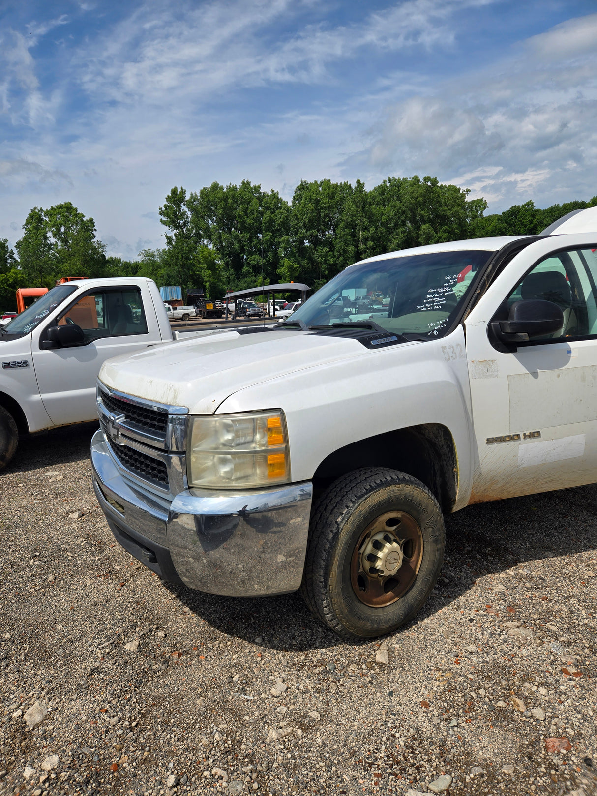 2008 Chevrolet Silverado 2500HD Regular Cab 8' Long Bed 4wd - FULL PART OUT