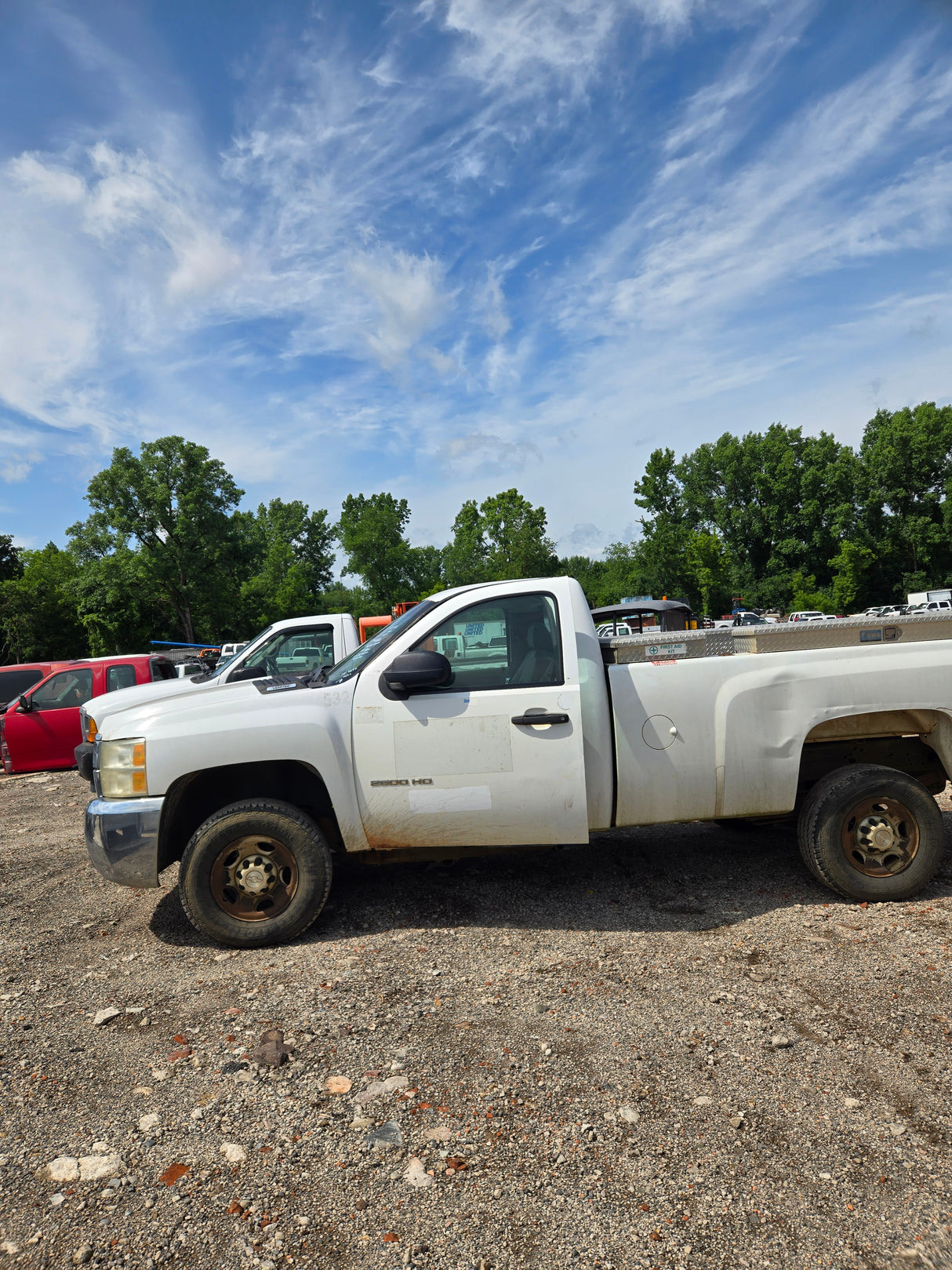 2008 Chevrolet Silverado 2500HD Regular Cab 8' Long Bed 4wd - FULL PART OUT
