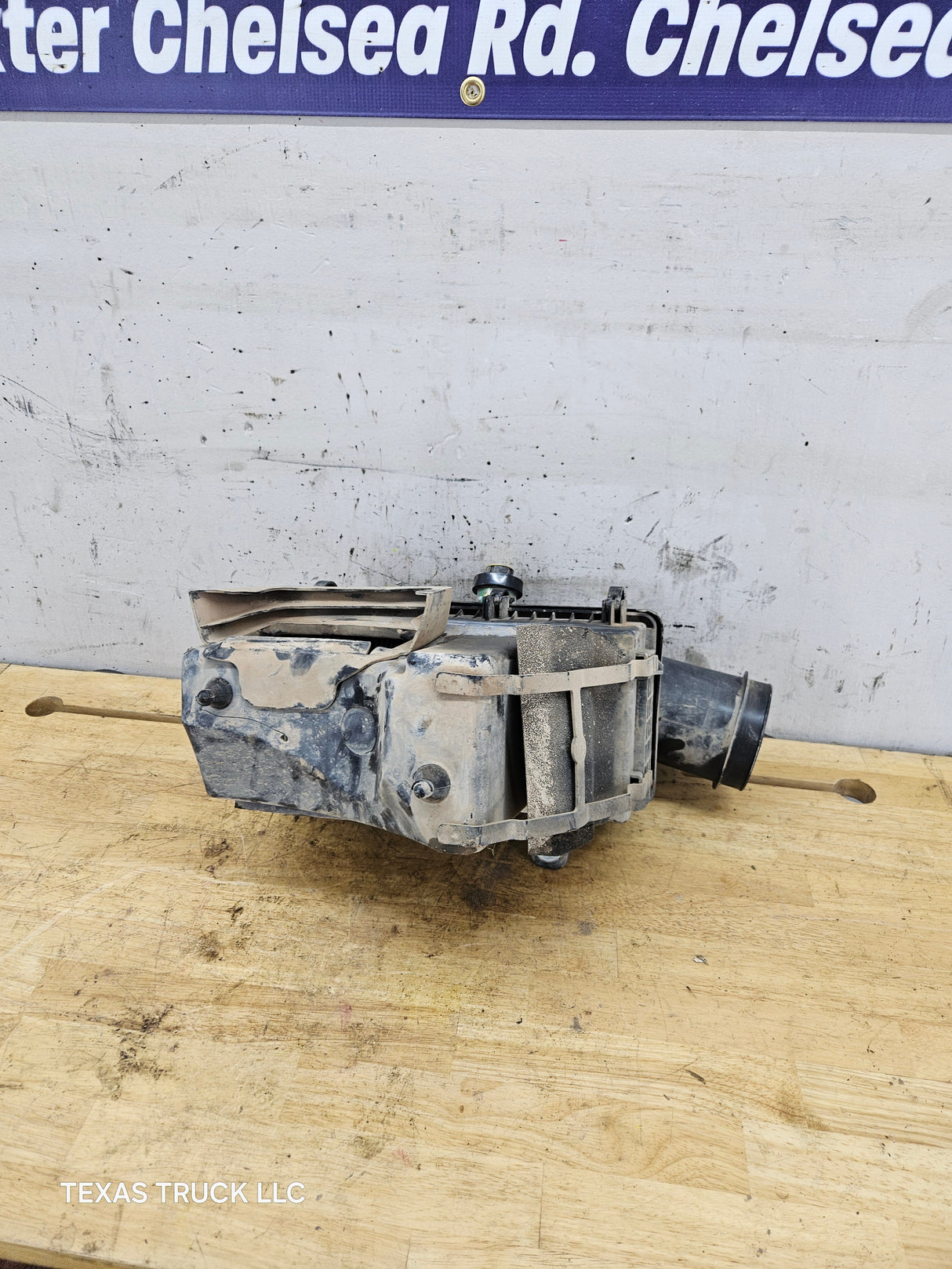 2011-2016 6.7L Power Stroke Air intake Air Filter Box CC34-9600