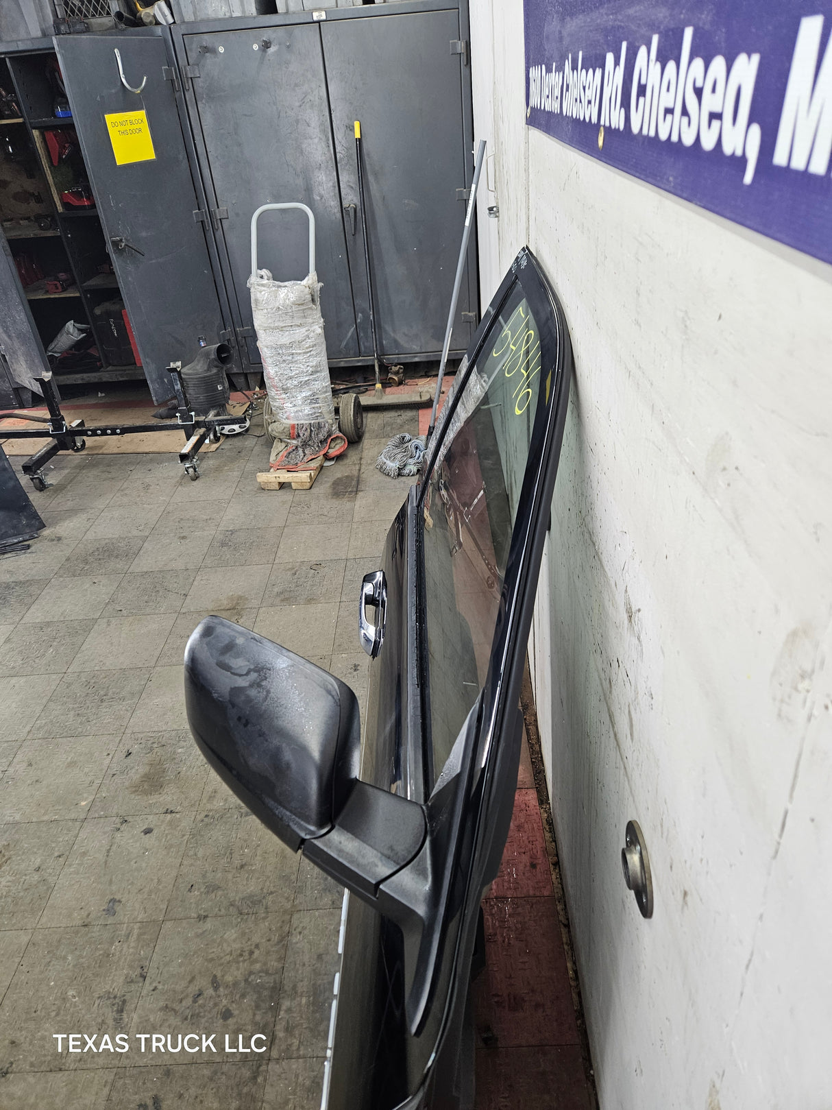 2009-2018 Dodge Ram 4th Gen Passenger Side RH Front Door Quad Crew Cab Door 1500 2500 3500 4500 5500