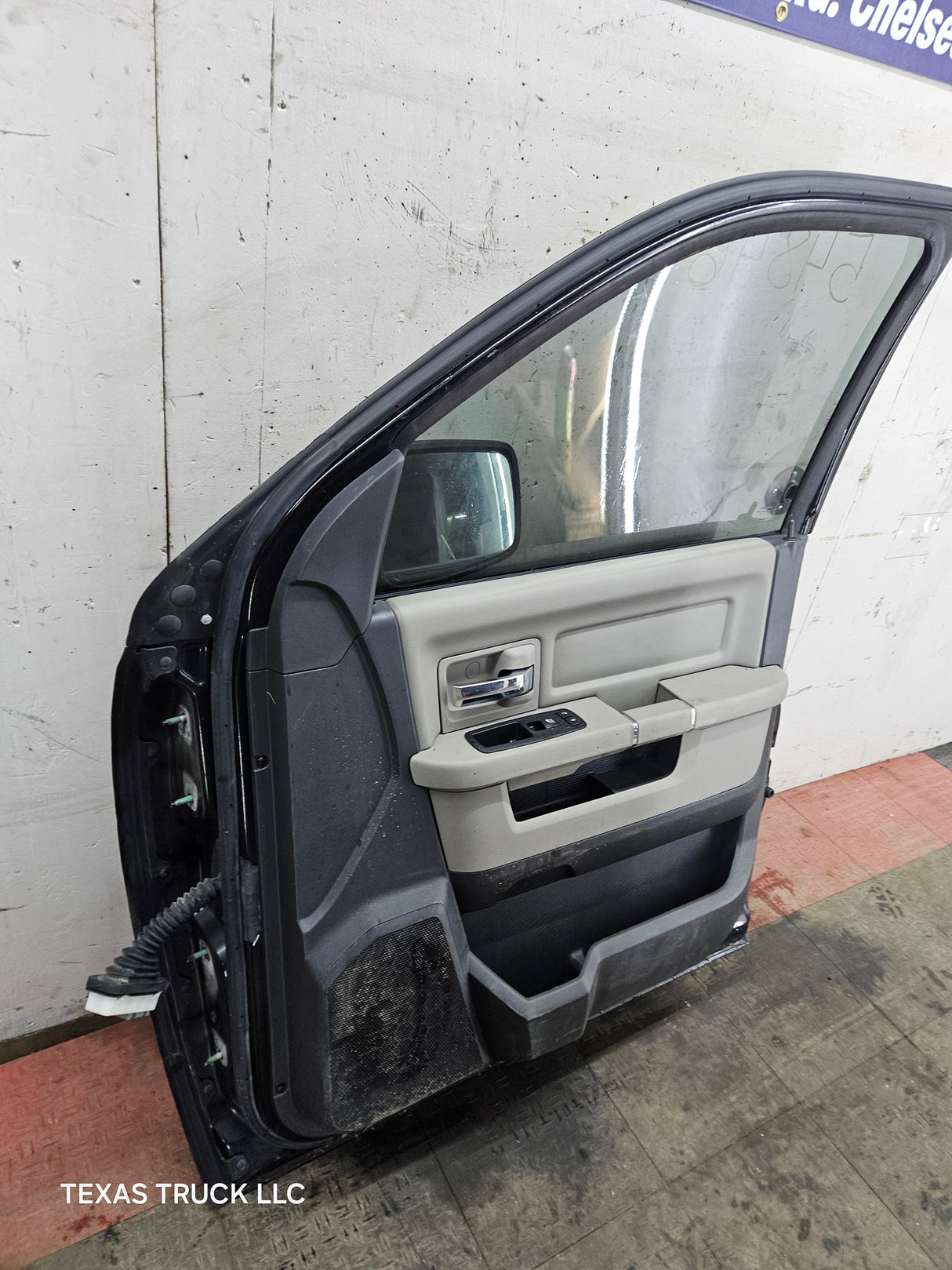 2009-2018 Dodge Ram 4th Gen Passenger Side RH Front Door Quad Crew Cab Door 1500 2500 3500 4500 5500