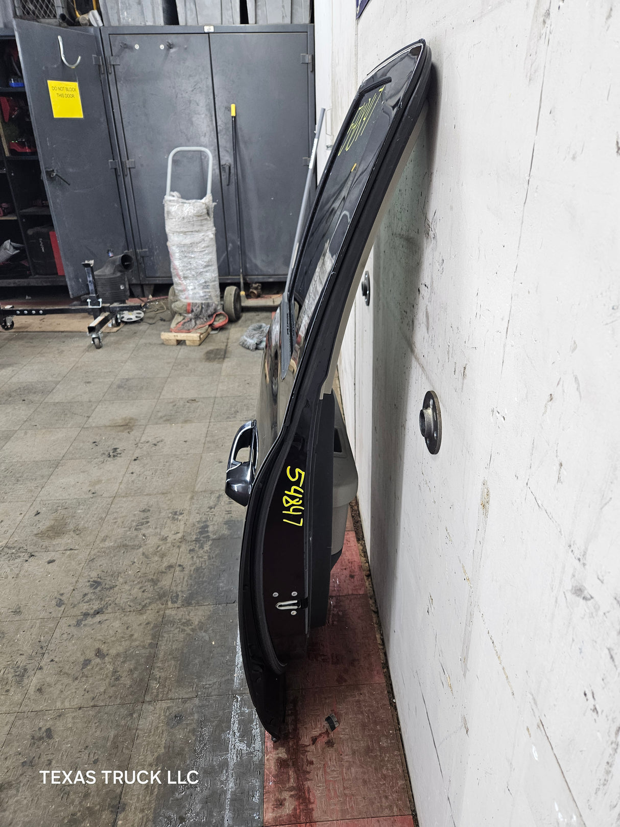 2009-2018 Dodge Ram 4th Gen Driver Side LH Rear Quad Cab Door 1500 2500 3500 4500 5500