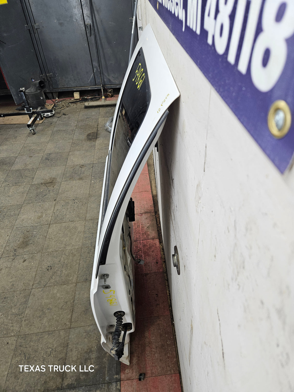 2012-2016 Ford Super Duty Passenger Side Rear Door RH Crew Cab F250 F350 F450 F550