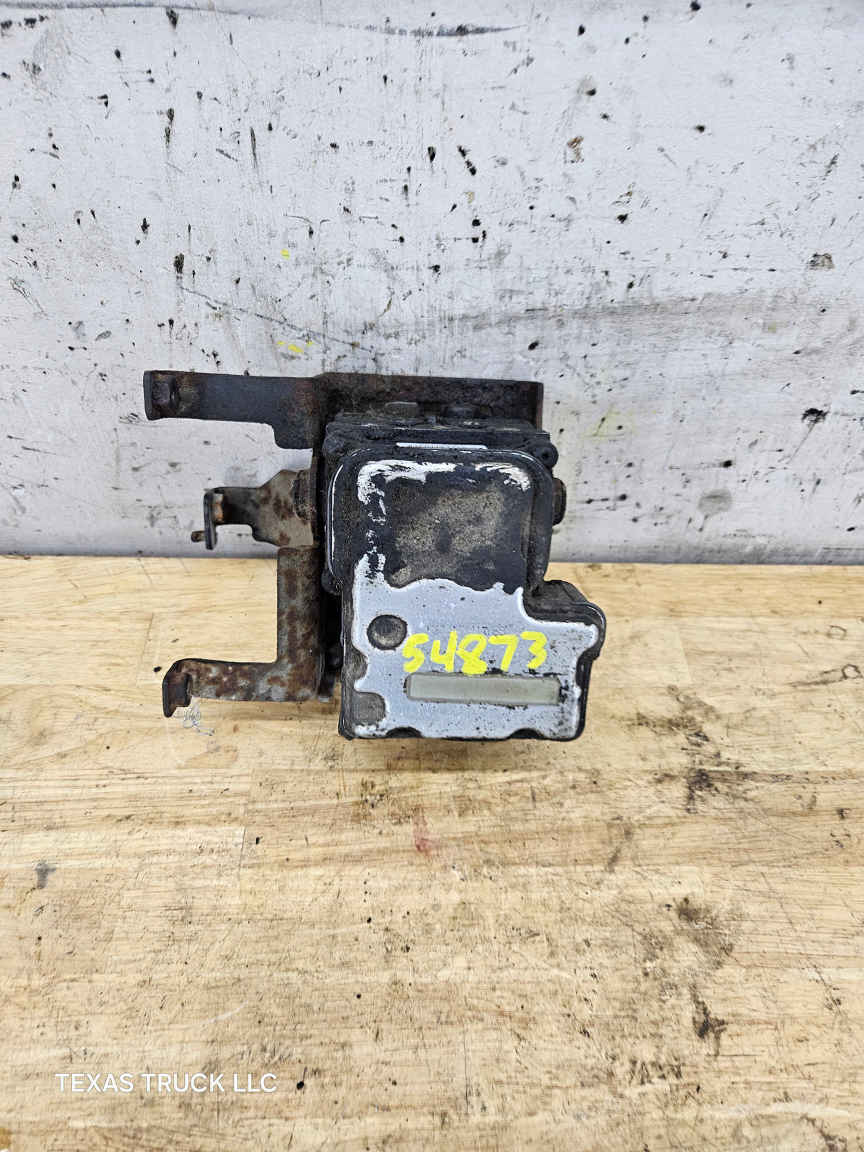 2004 Chevrolet Silverado GMC 1500 ABS Pump Module Control Assembly - 13354736