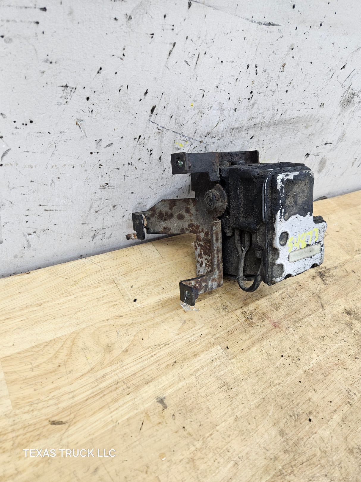 2004 Chevrolet Silverado GMC 1500 ABS Pump Module Control Assembly - 13354736