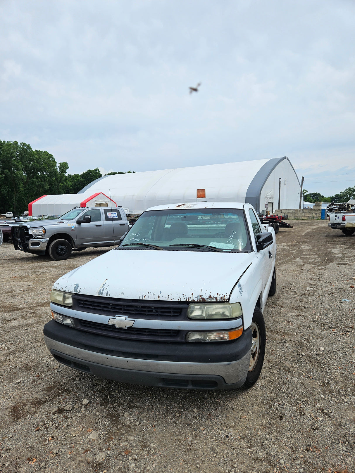 2002 Chevrolet Silverado 1500 Classic Regular Cab 8' Long Bed - FULL PART OUT