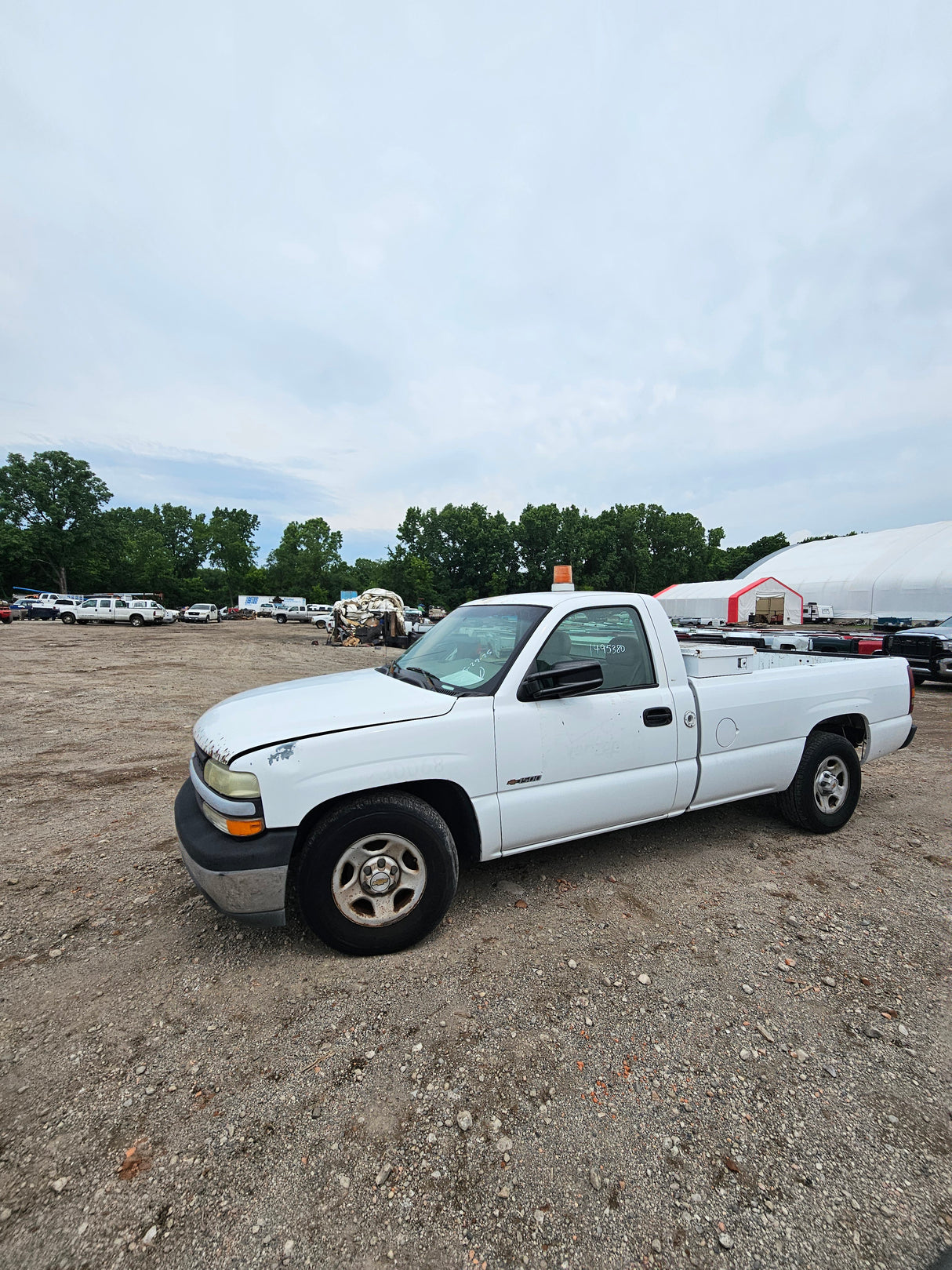 2002 Chevrolet Silverado 1500 Classic Regular Cab 8' Long Bed - FULL PART OUT