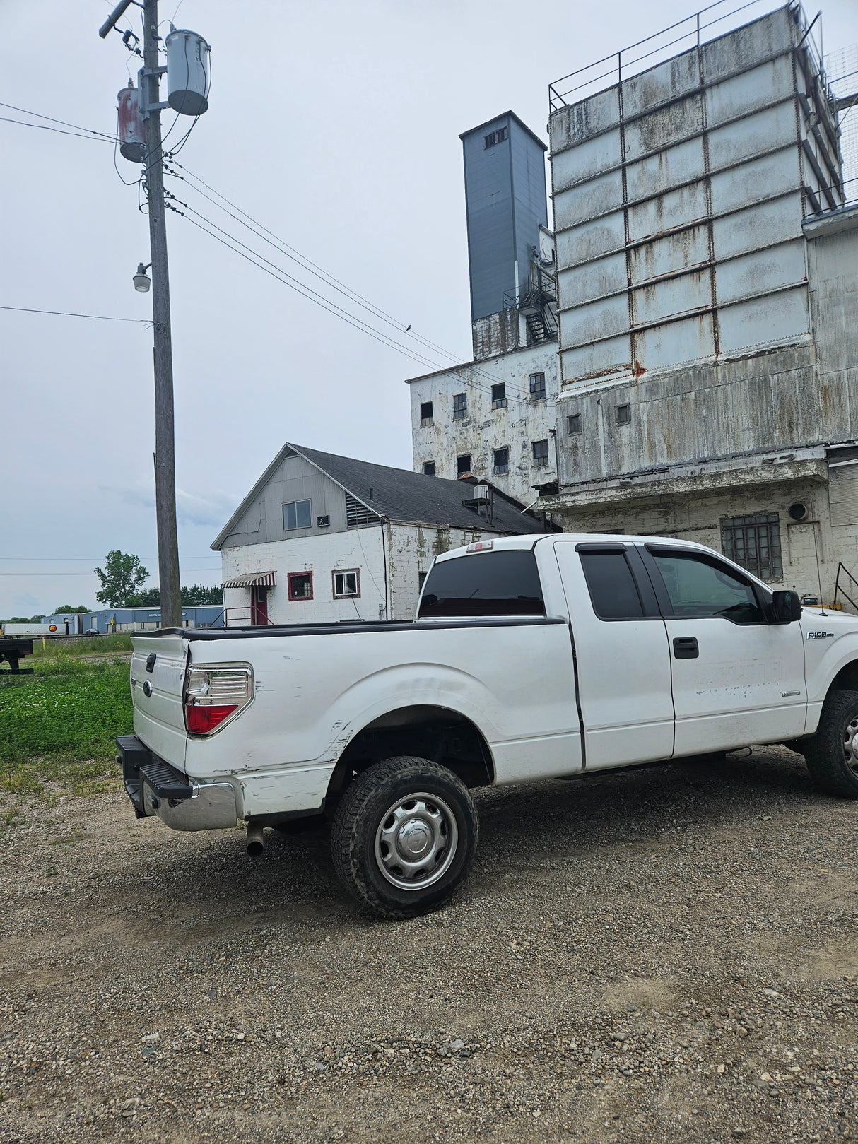 2013 Ford F-150 Extended Cab 6.5' Short Bed 4 Door  - FULL PART OUT
