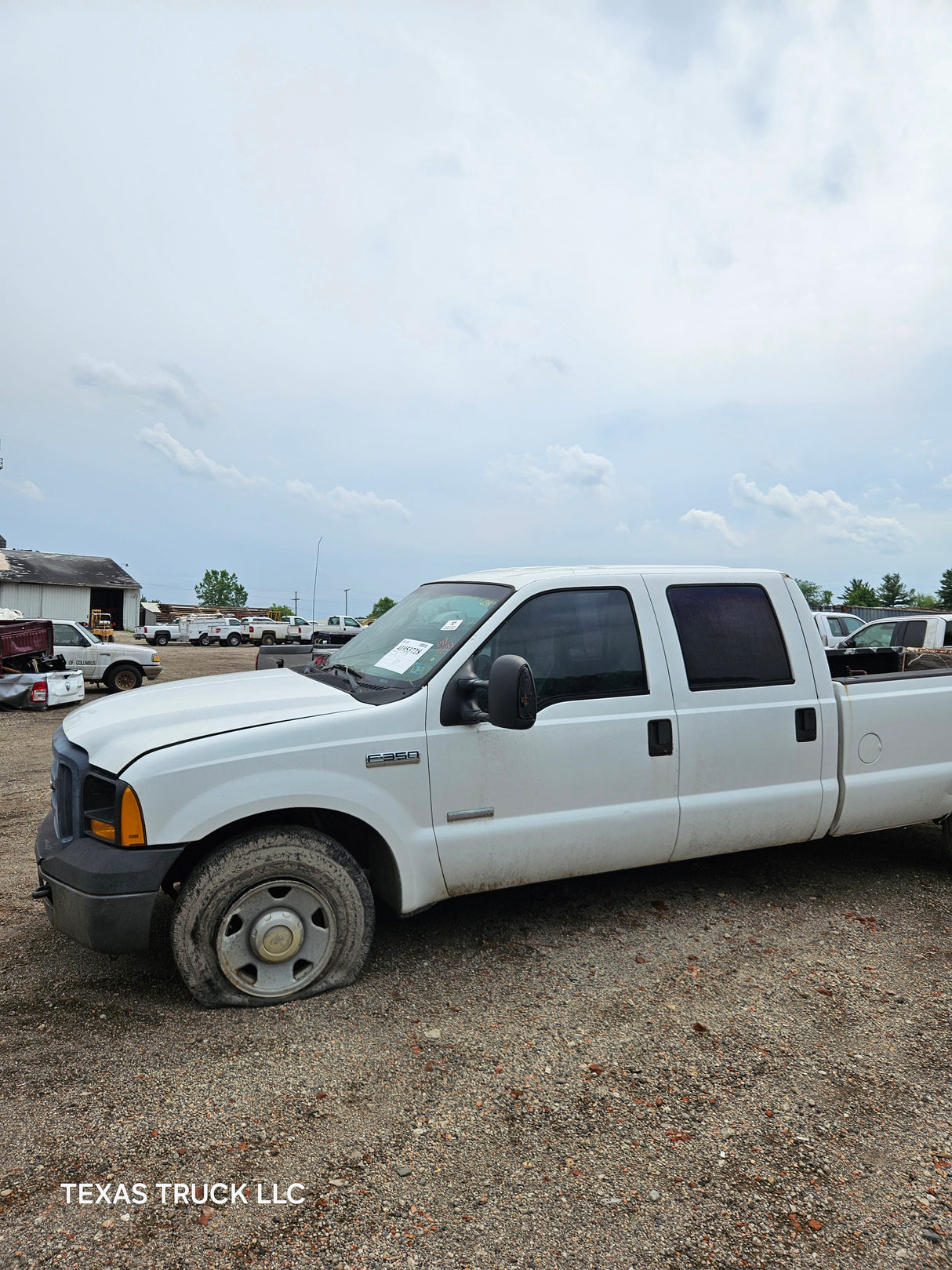 2007 Ford F-350 Super Duty Crew Cab 8' Long Bed - FULL PART OUT