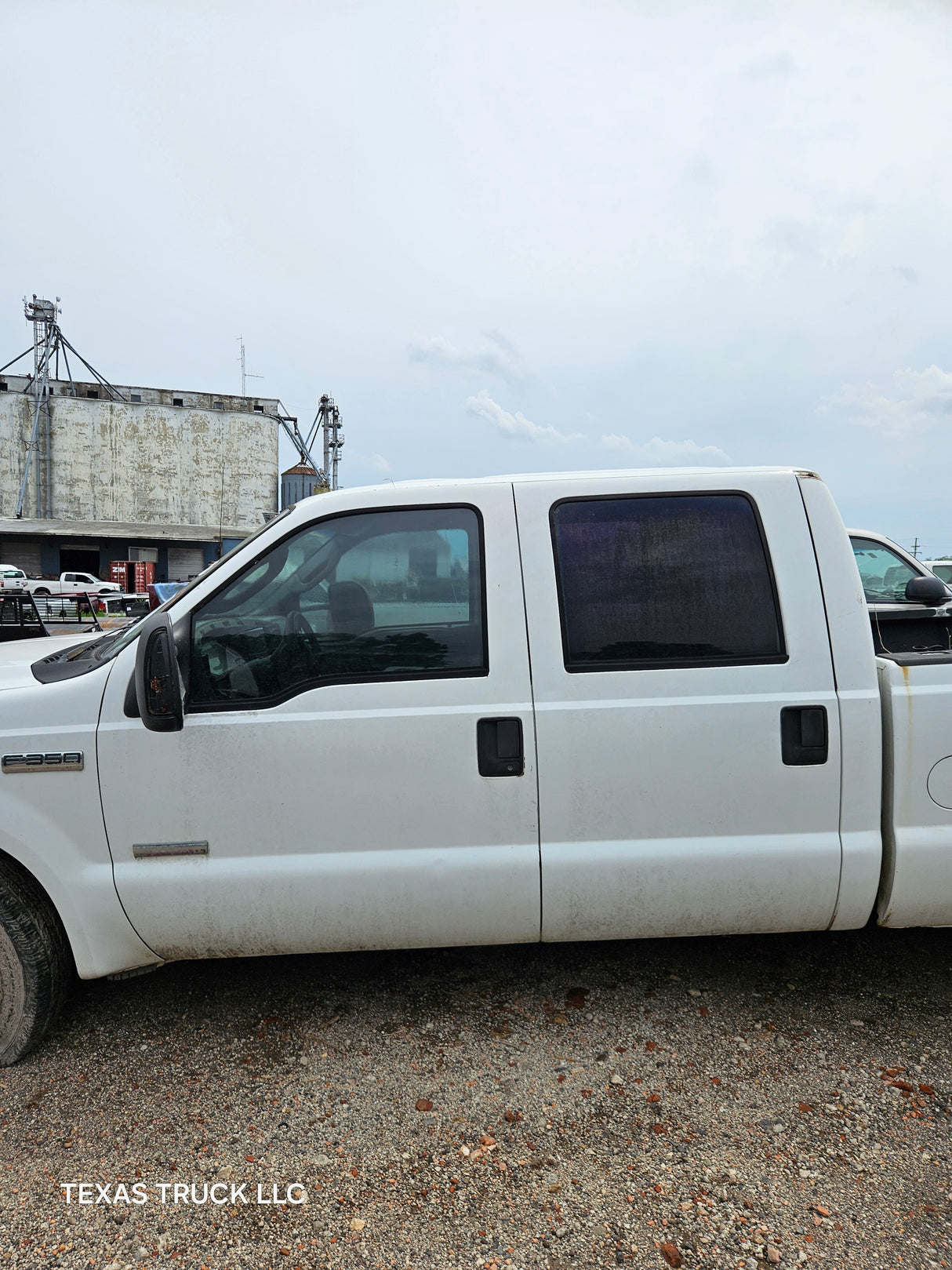 2007 Ford F-350 Super Duty Crew Cab 8' Long Bed - FULL PART OUT