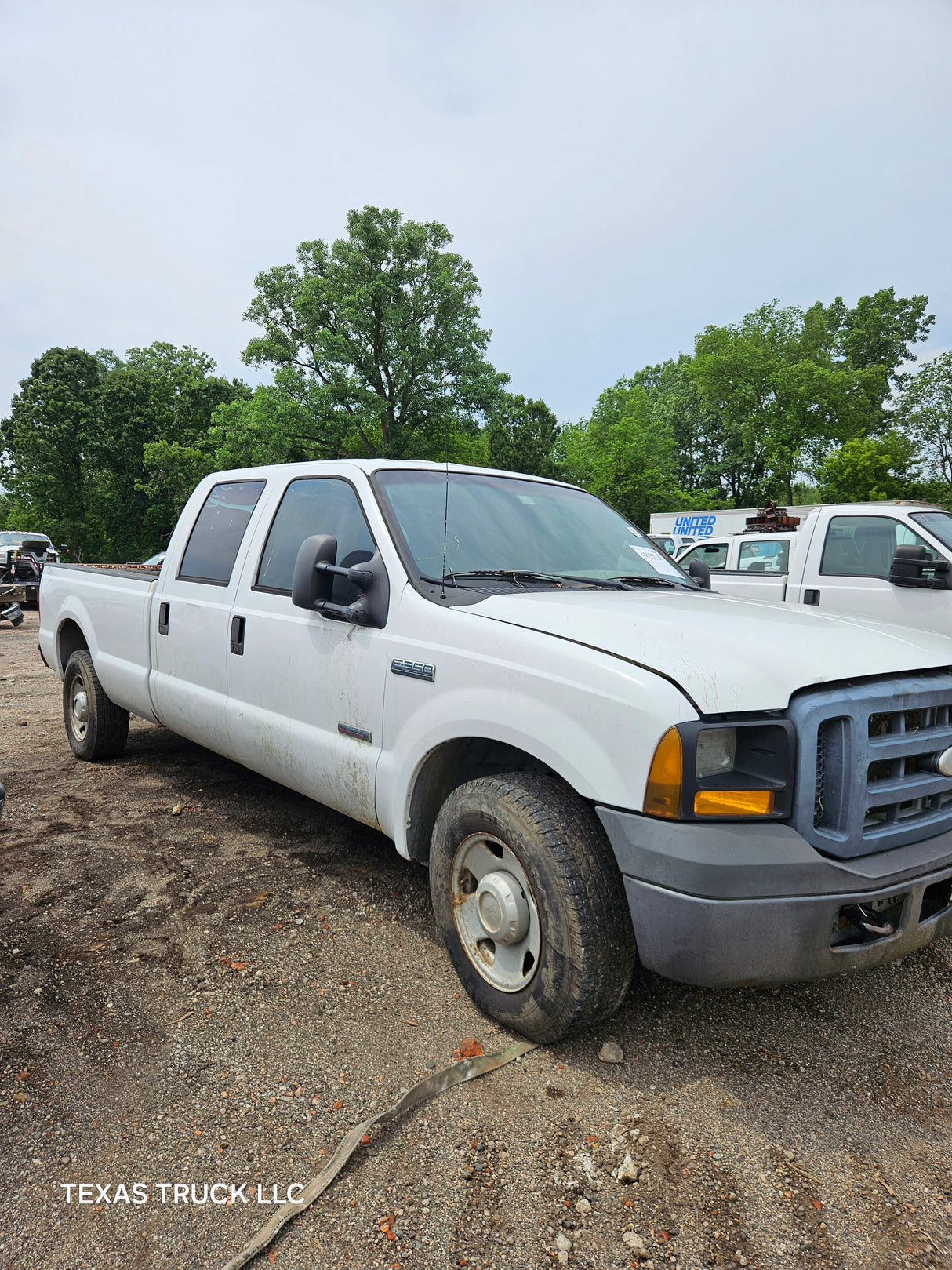 2007 Ford F-350 Super Duty Crew Cab 8' Long Bed - FULL PART OUT