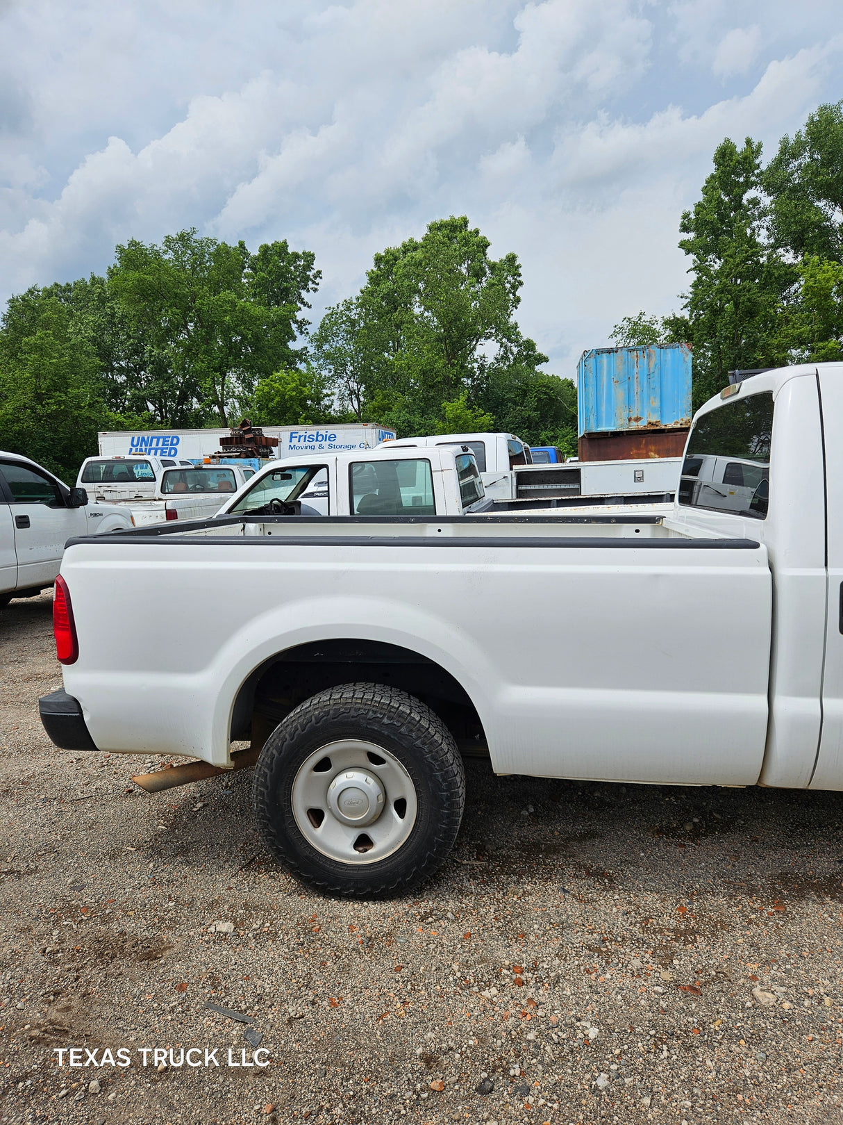 2008 Ford F-250 Regular Cab Long Bed Super Duty 5.4L triton - FULL PART OUT