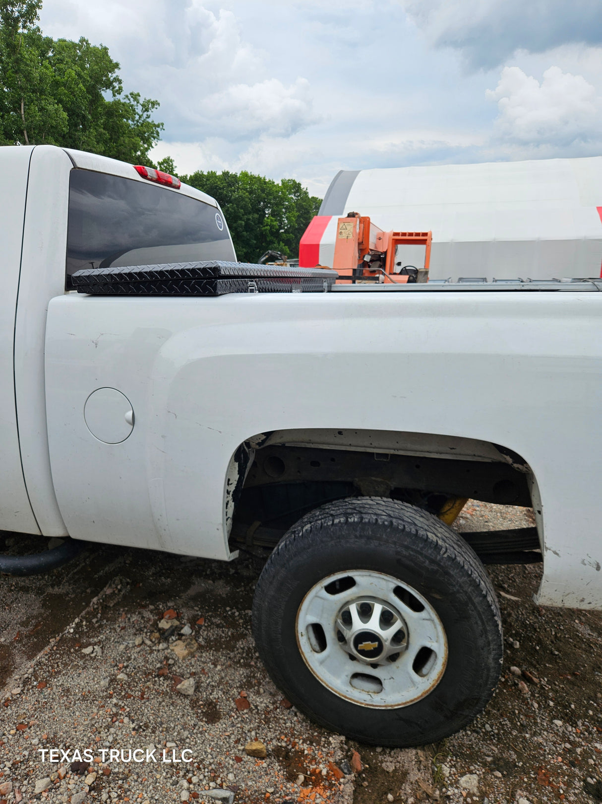 2012 Chevrolet Silverado 2500HD Extended Cab 4 door Short Bed 6.6' 4x4 - FULL PART OUT RUST FREE